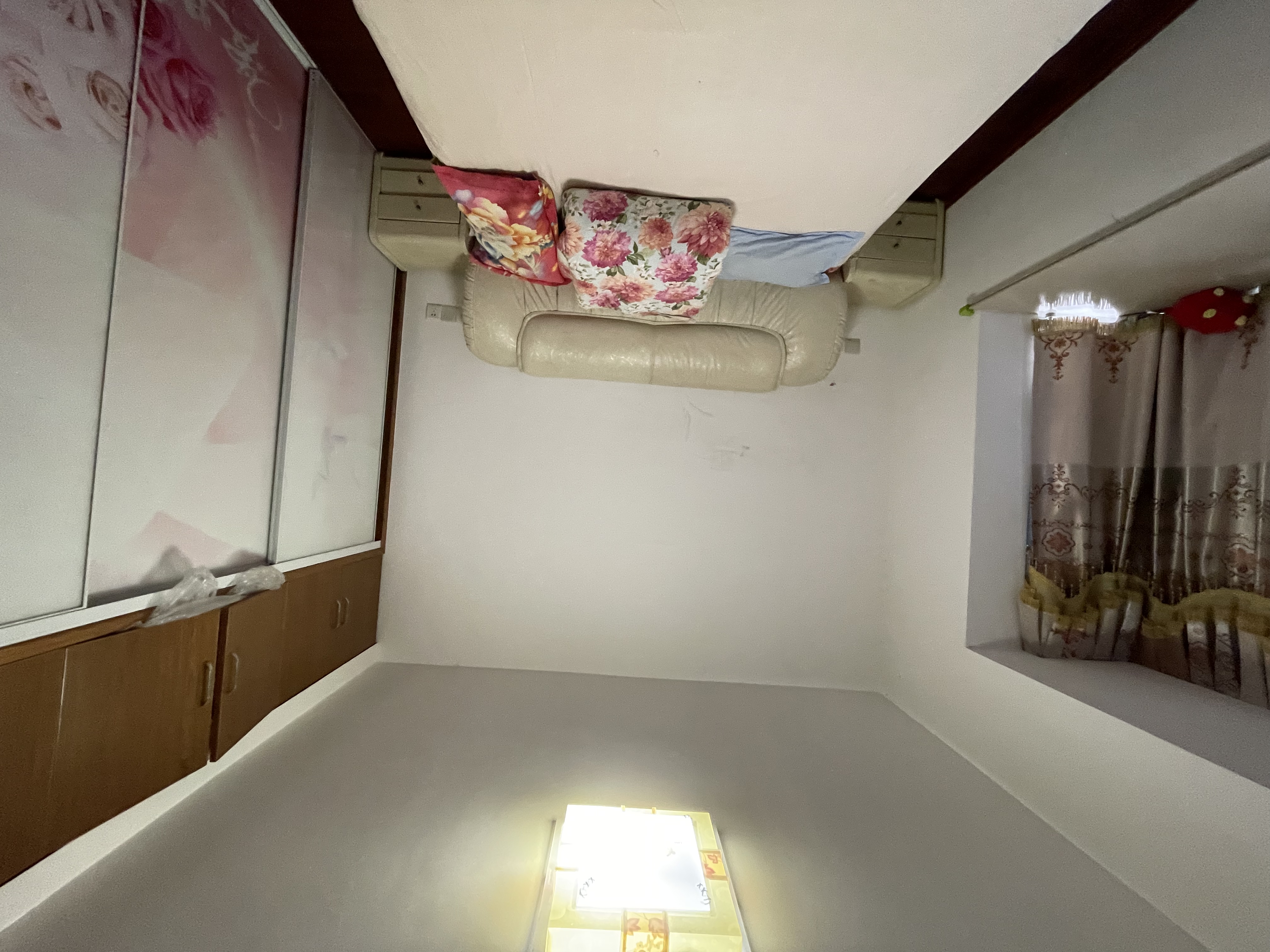 中港城 3室2厅1卫 89m&sup2;