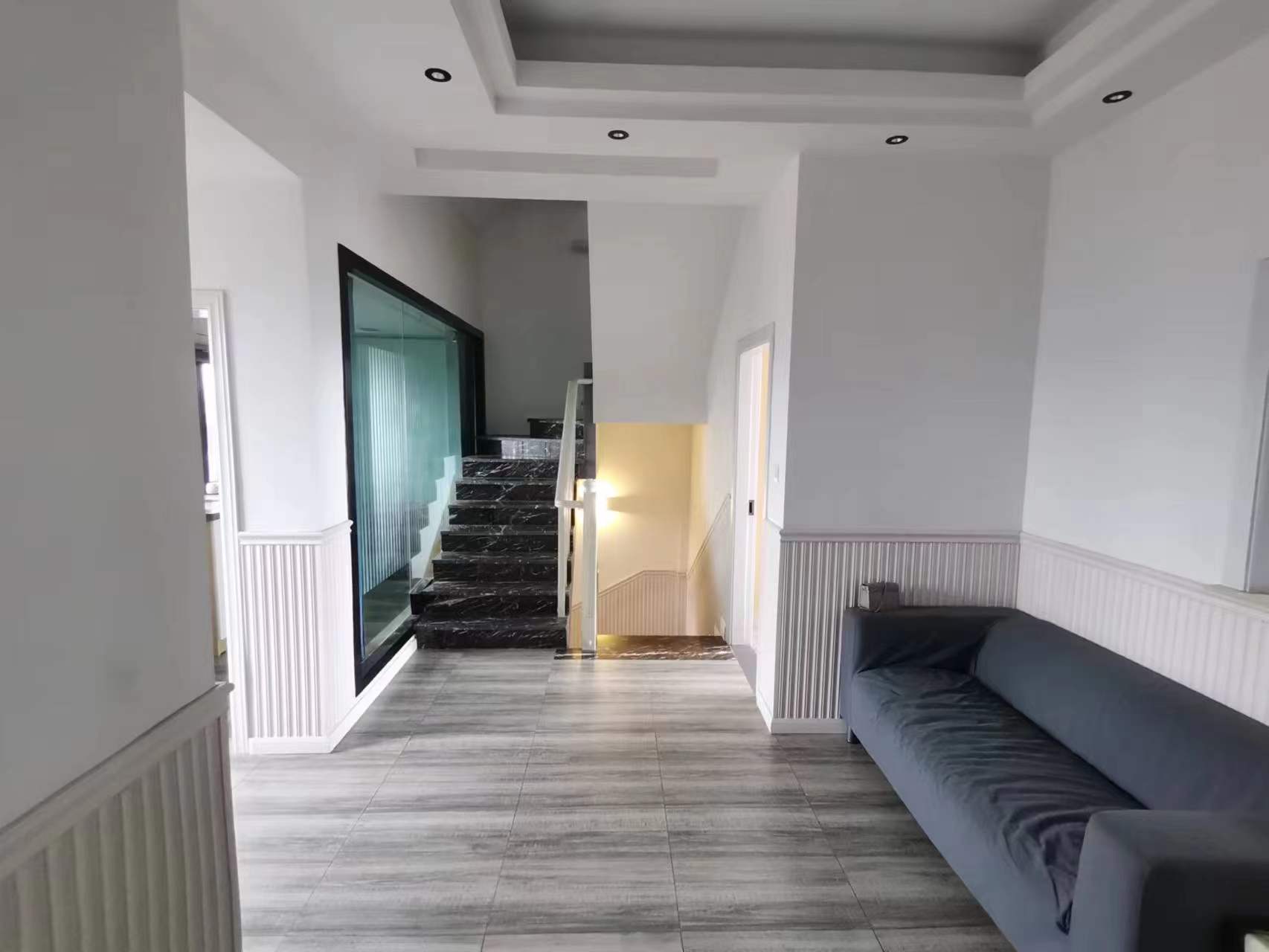 幸福人家 5室3厅2卫 211.15m&sup2;