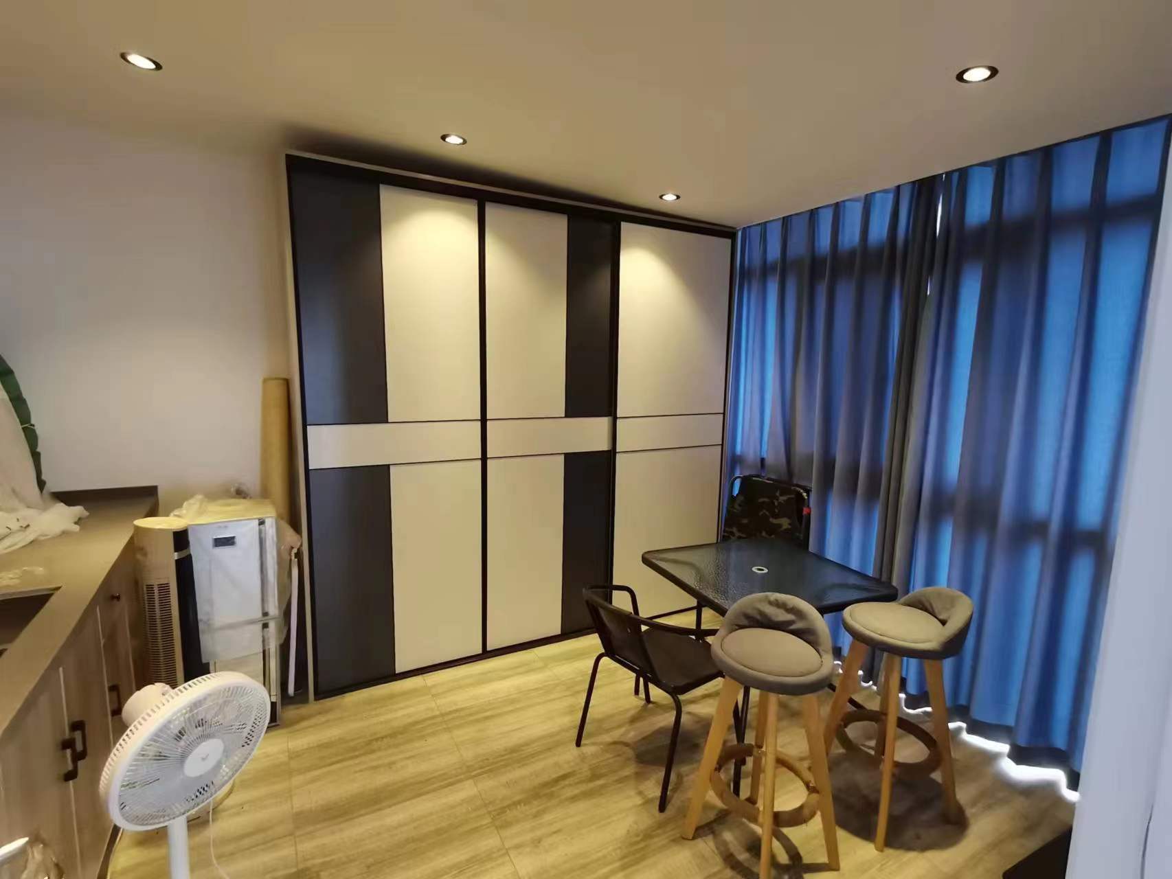 幸福人家 5室3厅2卫 211.15m&sup2;