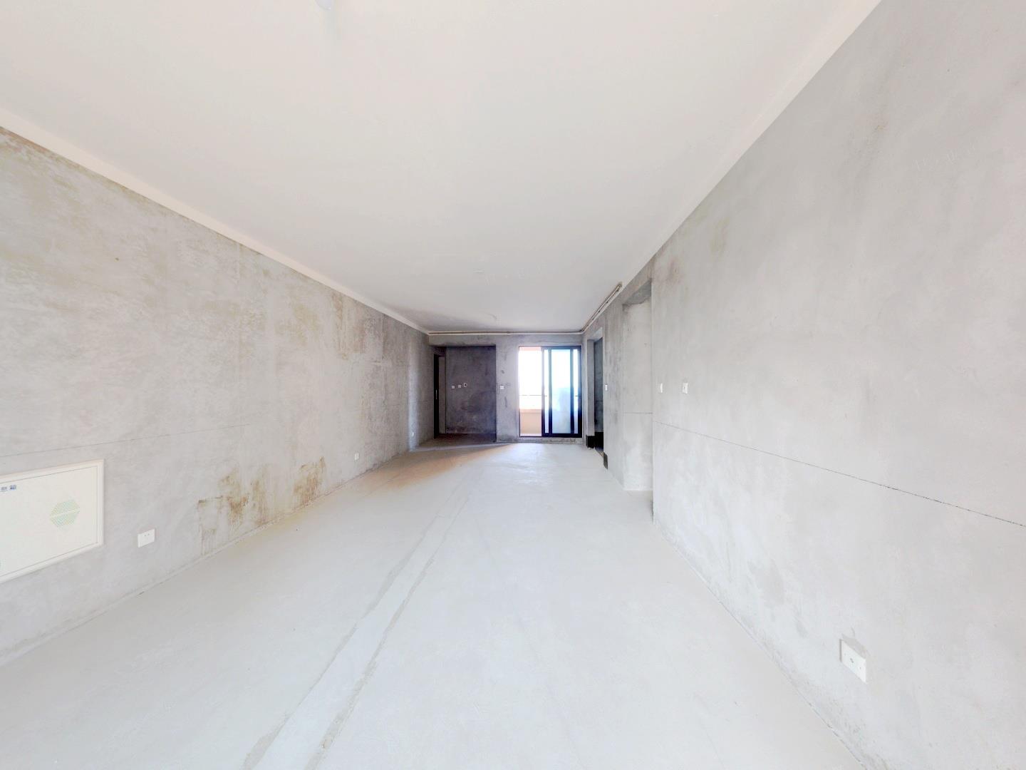 保利香槟国际 3室2厅2卫 145m²