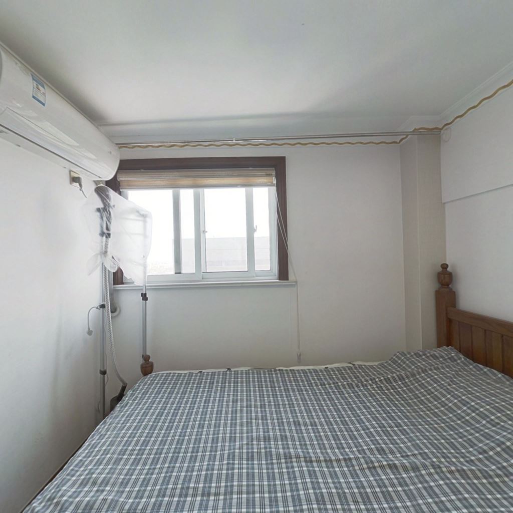 纽约时代 3室2厅2卫 60.00m&sup2;