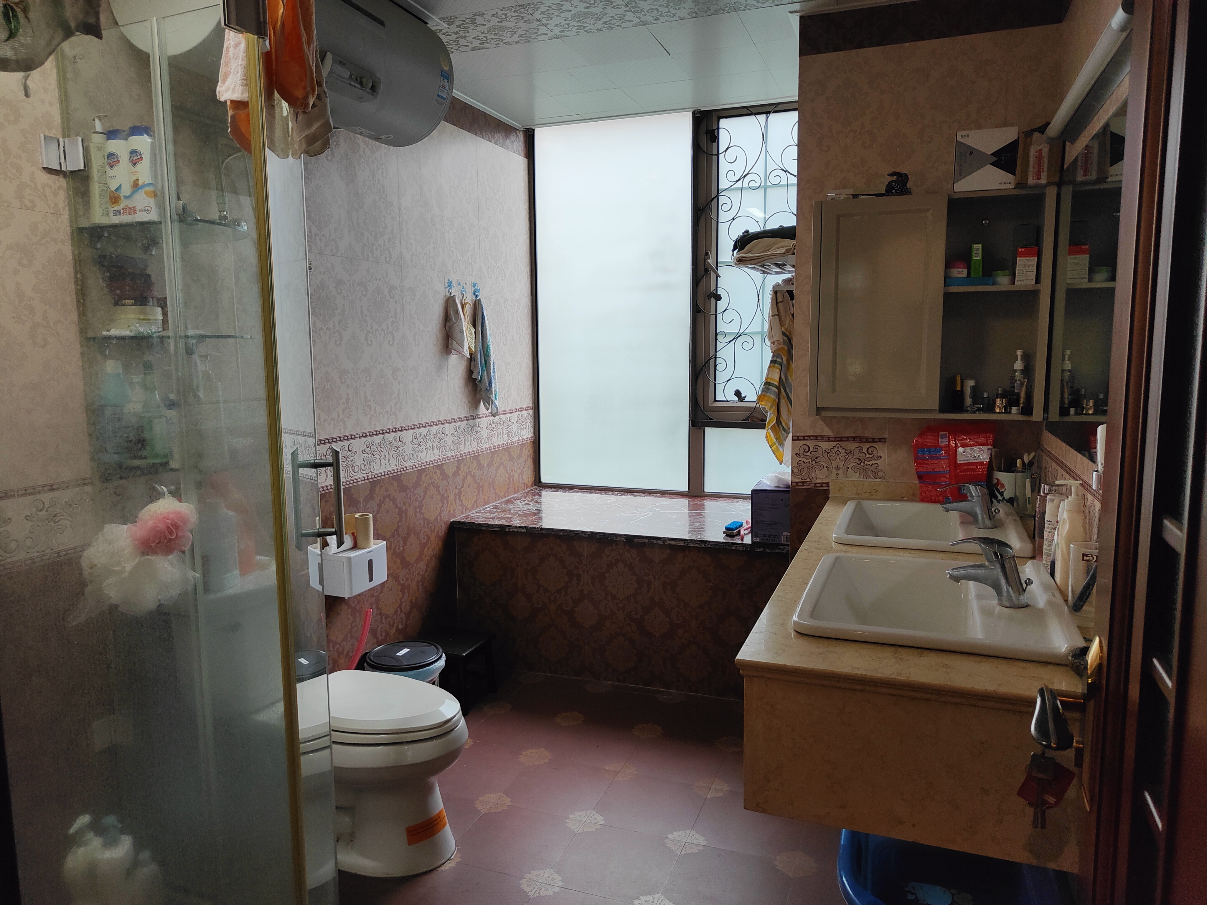 优山美地花园南区 3室2厅2卫 192.00m&sup2;