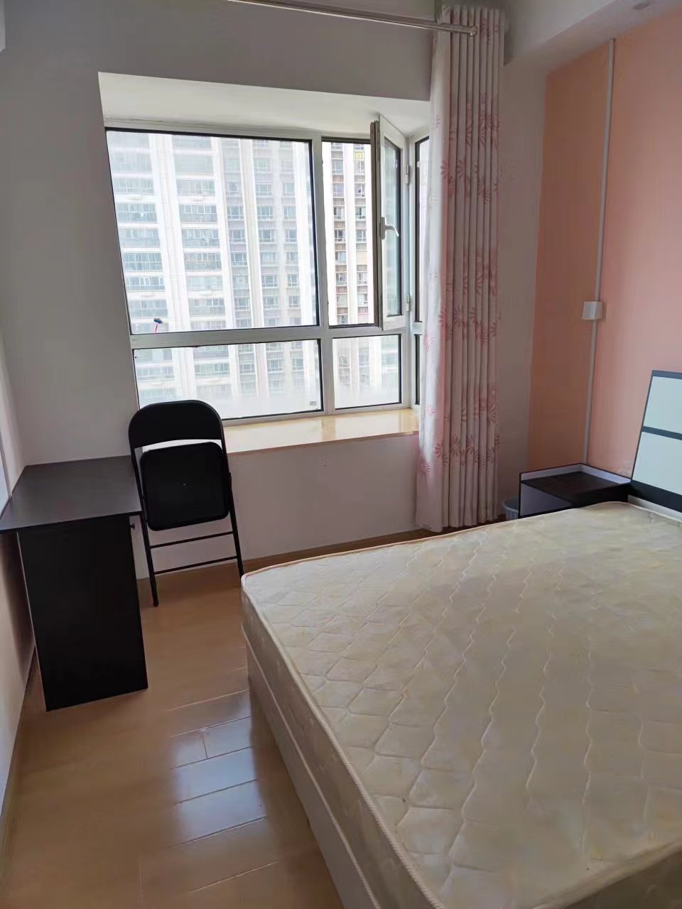 中南世纪花城一期 1室1厅1卫 30m&sup2;