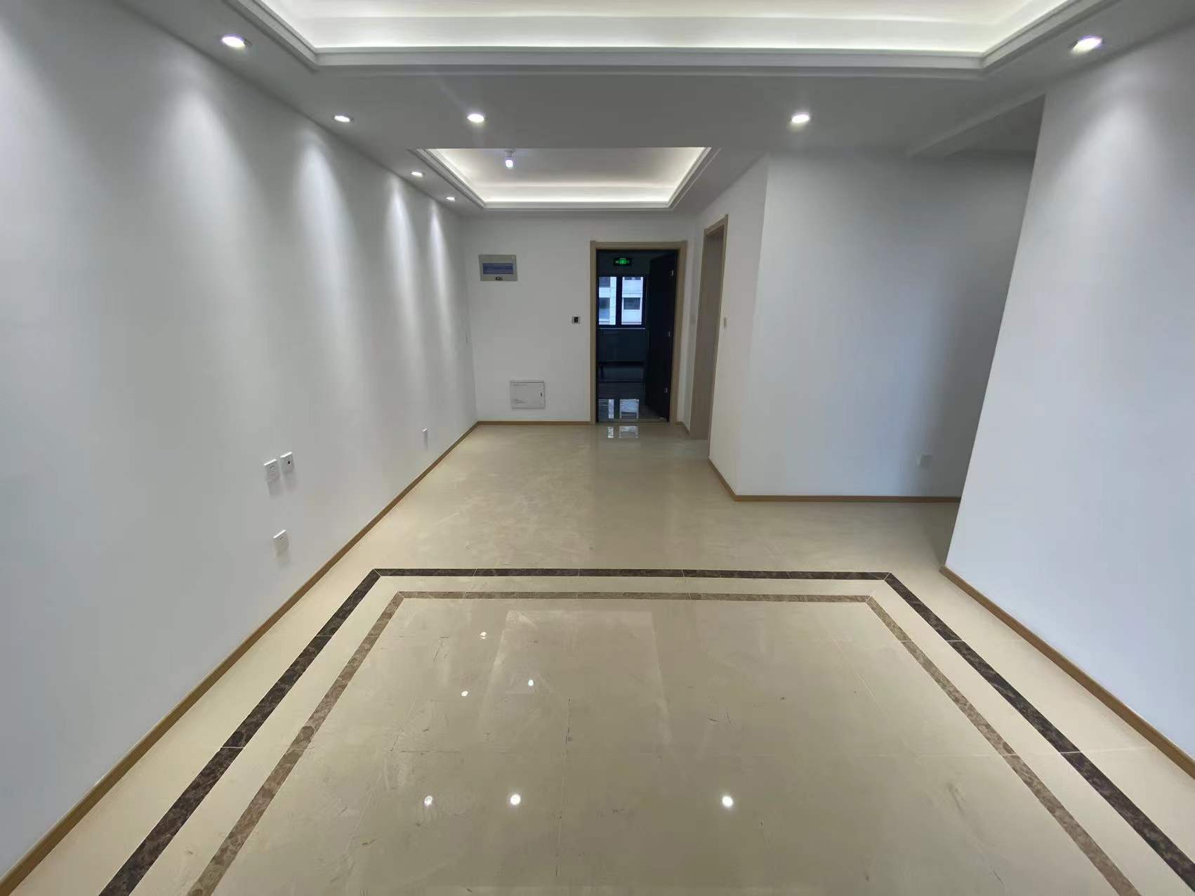 云樾东方 3室2厅1卫 95m&sup2;