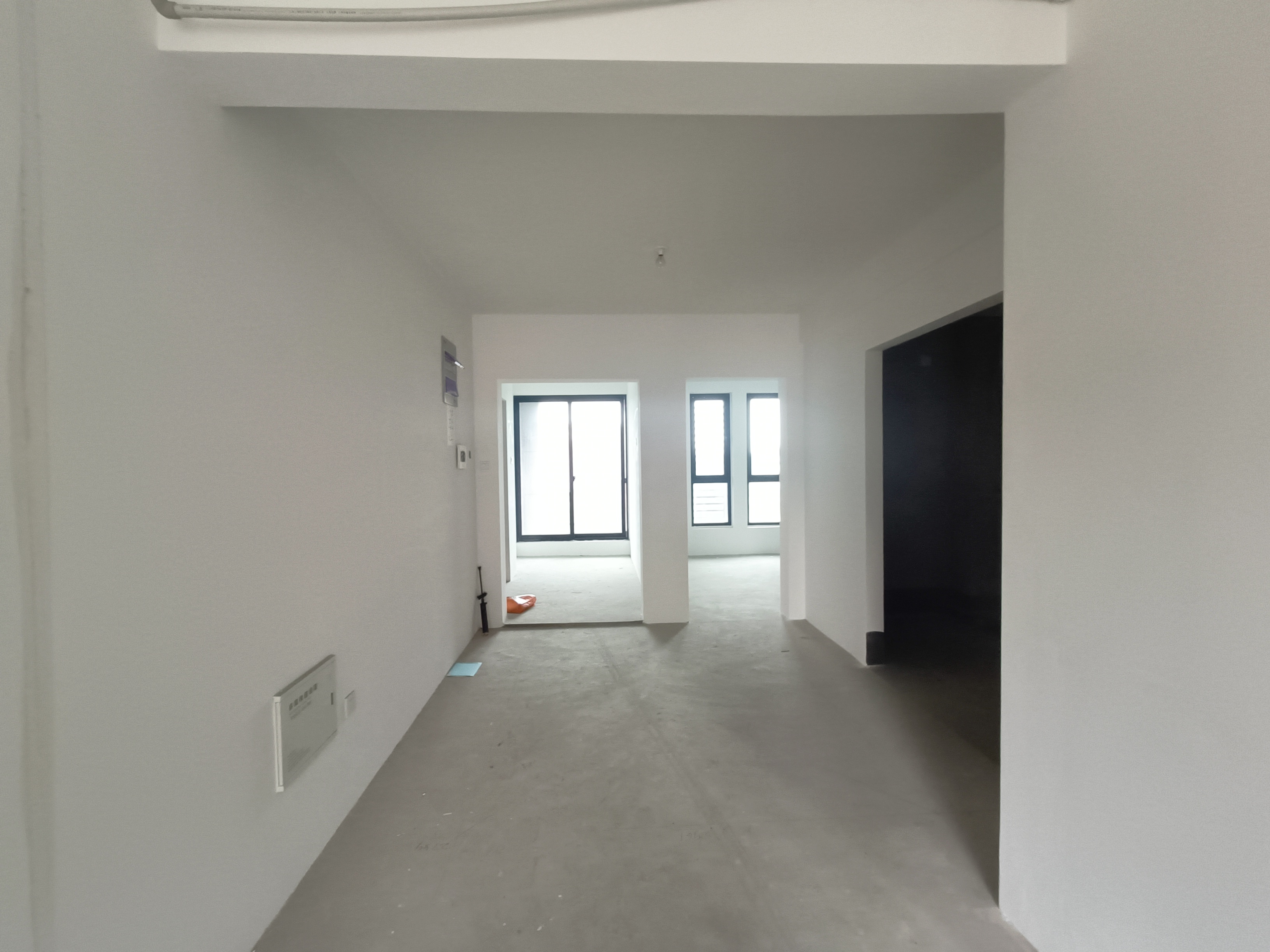 山水壹号 2室2厅1卫 99m²