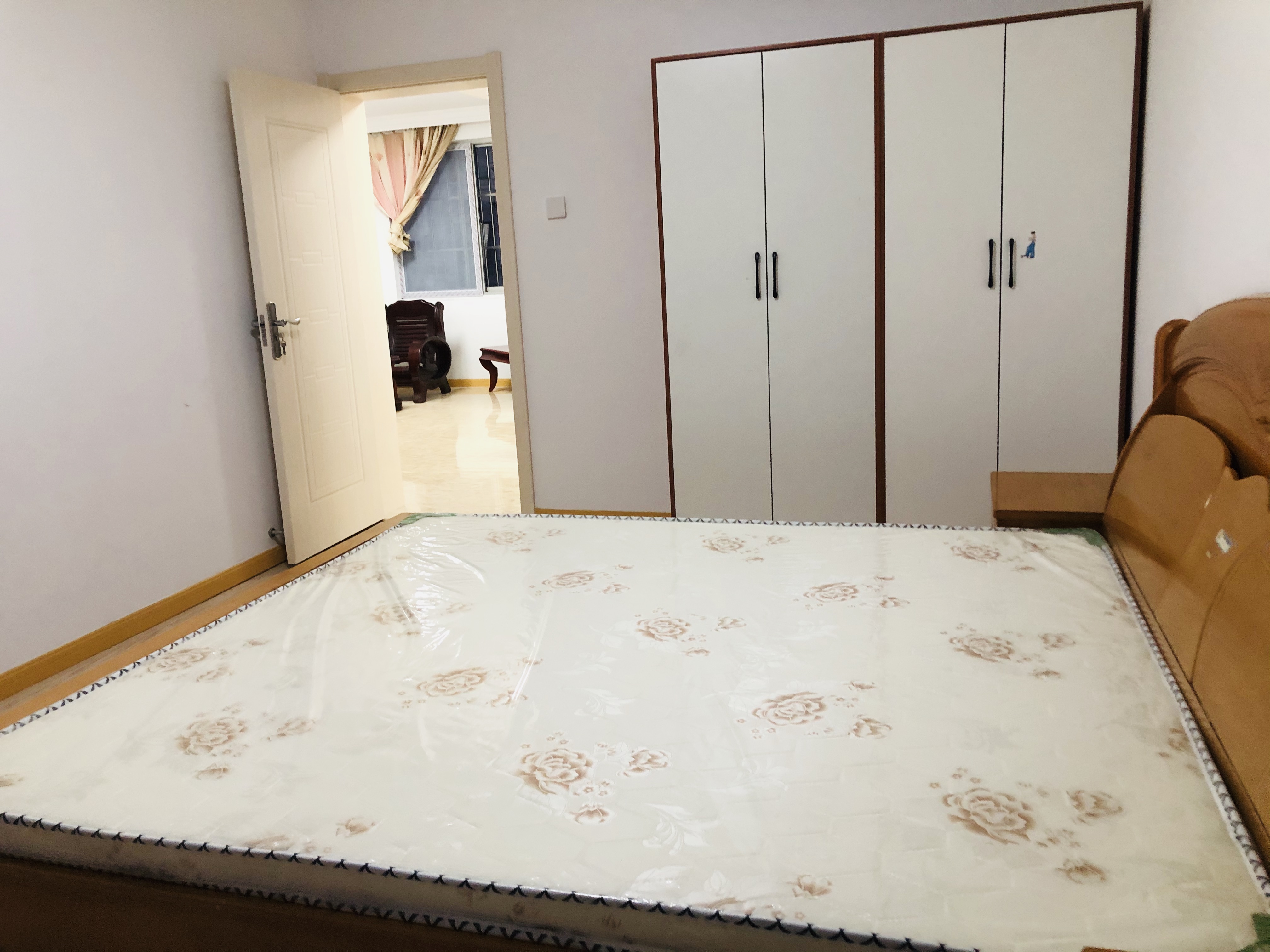 银花苑 2室2厅1卫 86m&sup2;
