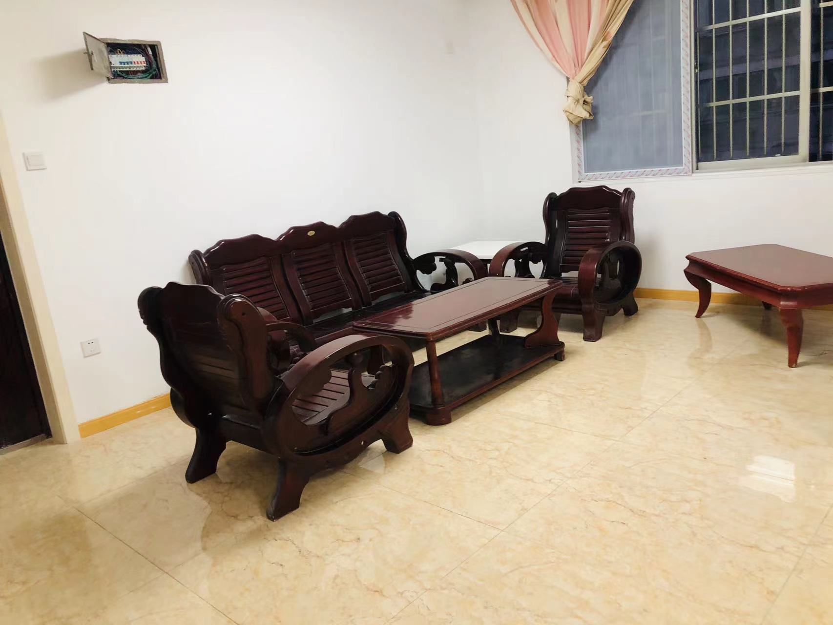 银花苑 2室2厅1卫 86m&sup2;