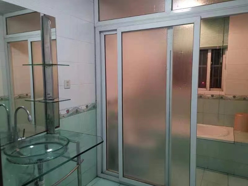 华德天赐园 4室2厅2卫 146.73m&sup2;