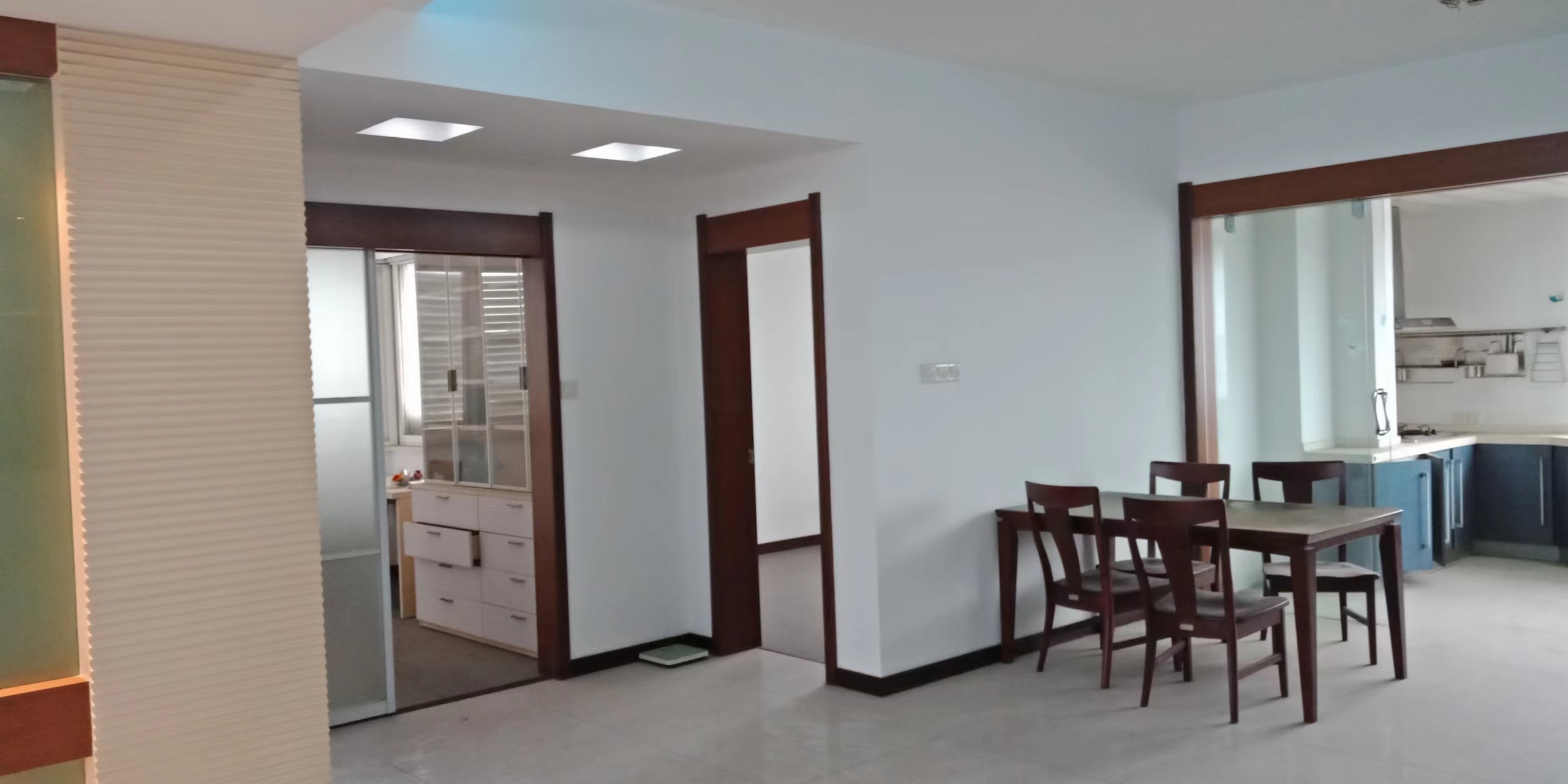 南方大厦 4室2厅2卫 171.38m&sup2;