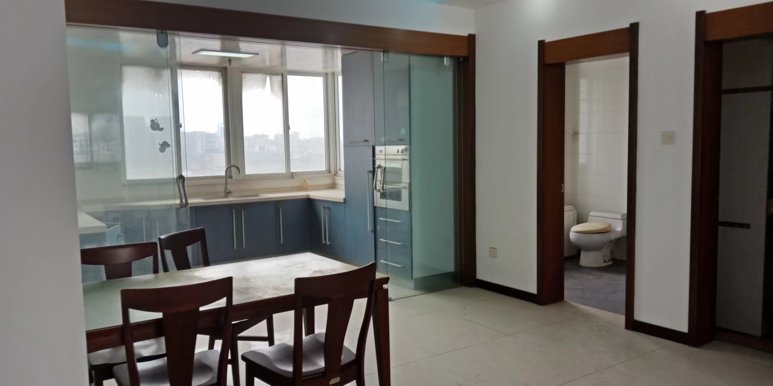 南方大厦 4室2厅2卫 171.38m&sup2;