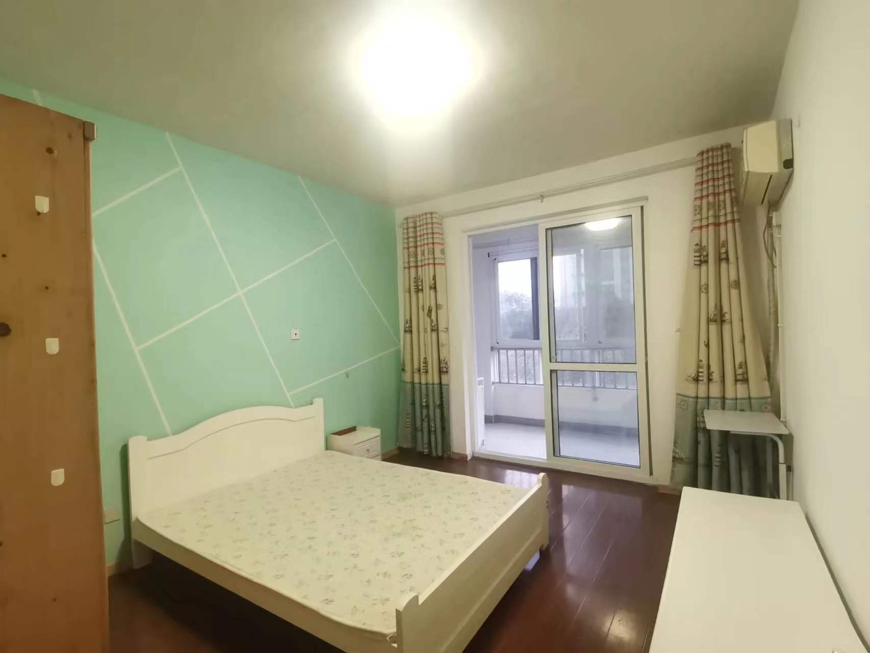 学士府 2室1厅1卫 83m&sup2;