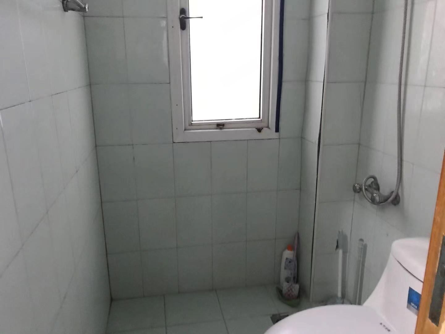 白家园 2室1厅1卫 81m&sup2;