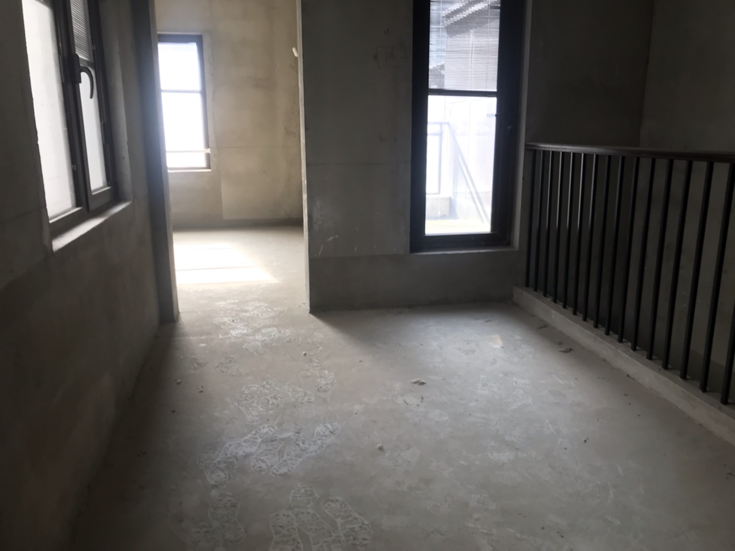 中兴兰溪荟 4室2厅3卫 133m&sup2;