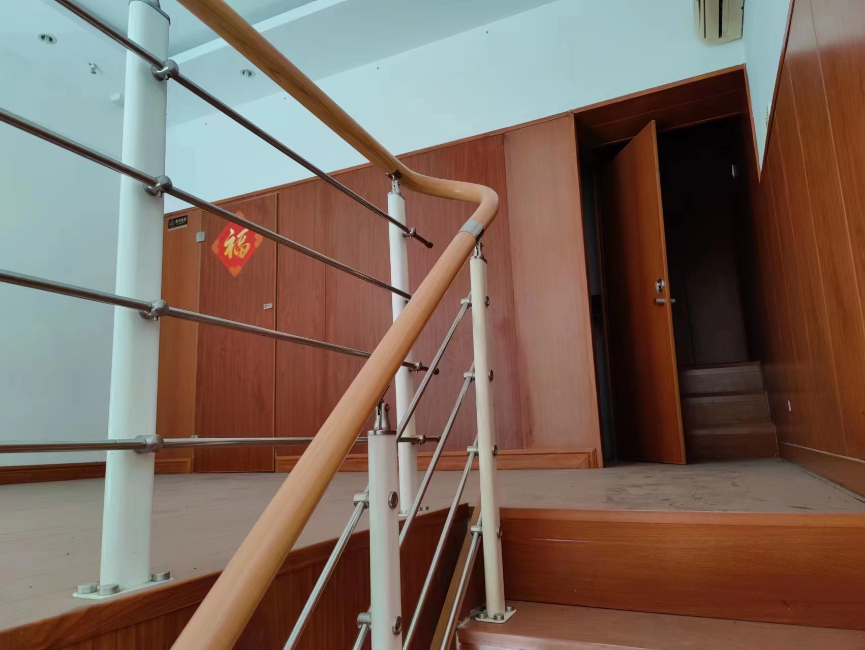 景华城 2室0厅2卫 65m&sup2;