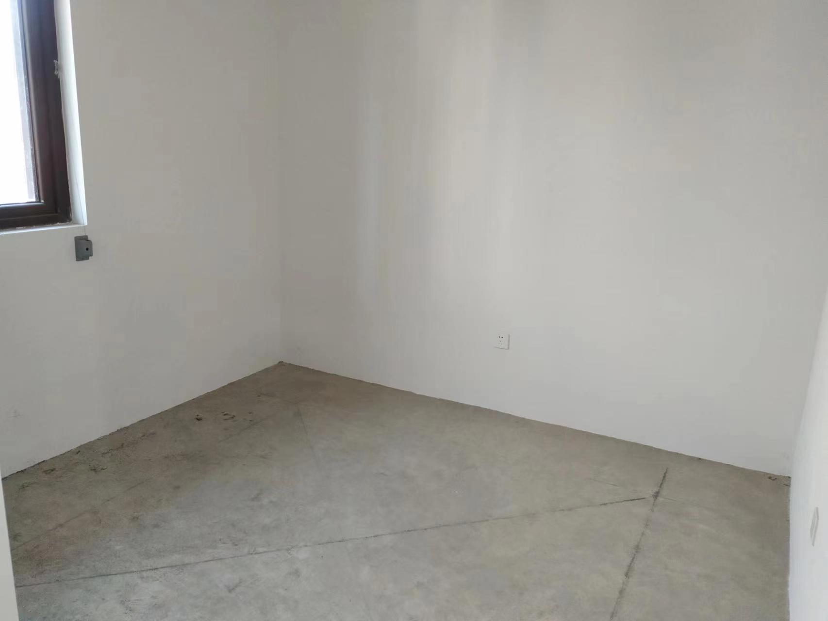 星湖郡 5室2厅3卫 244.92m&sup2;