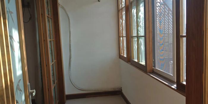 新海通花园 3室2厅2卫 168m²