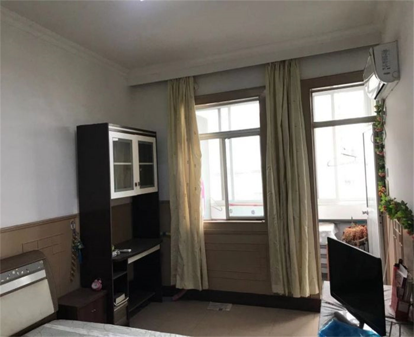 南园路18号大院 2室1厅1卫 75m&sup2;