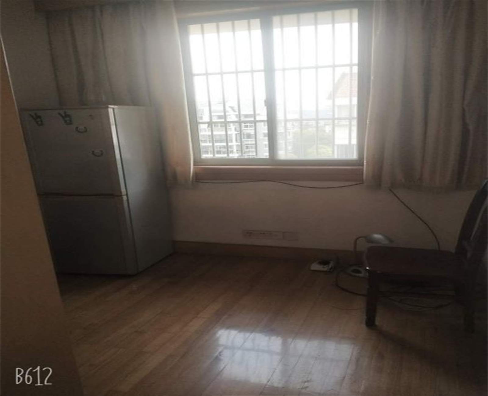 怡园新村 2室2厅1卫 98m&sup2;