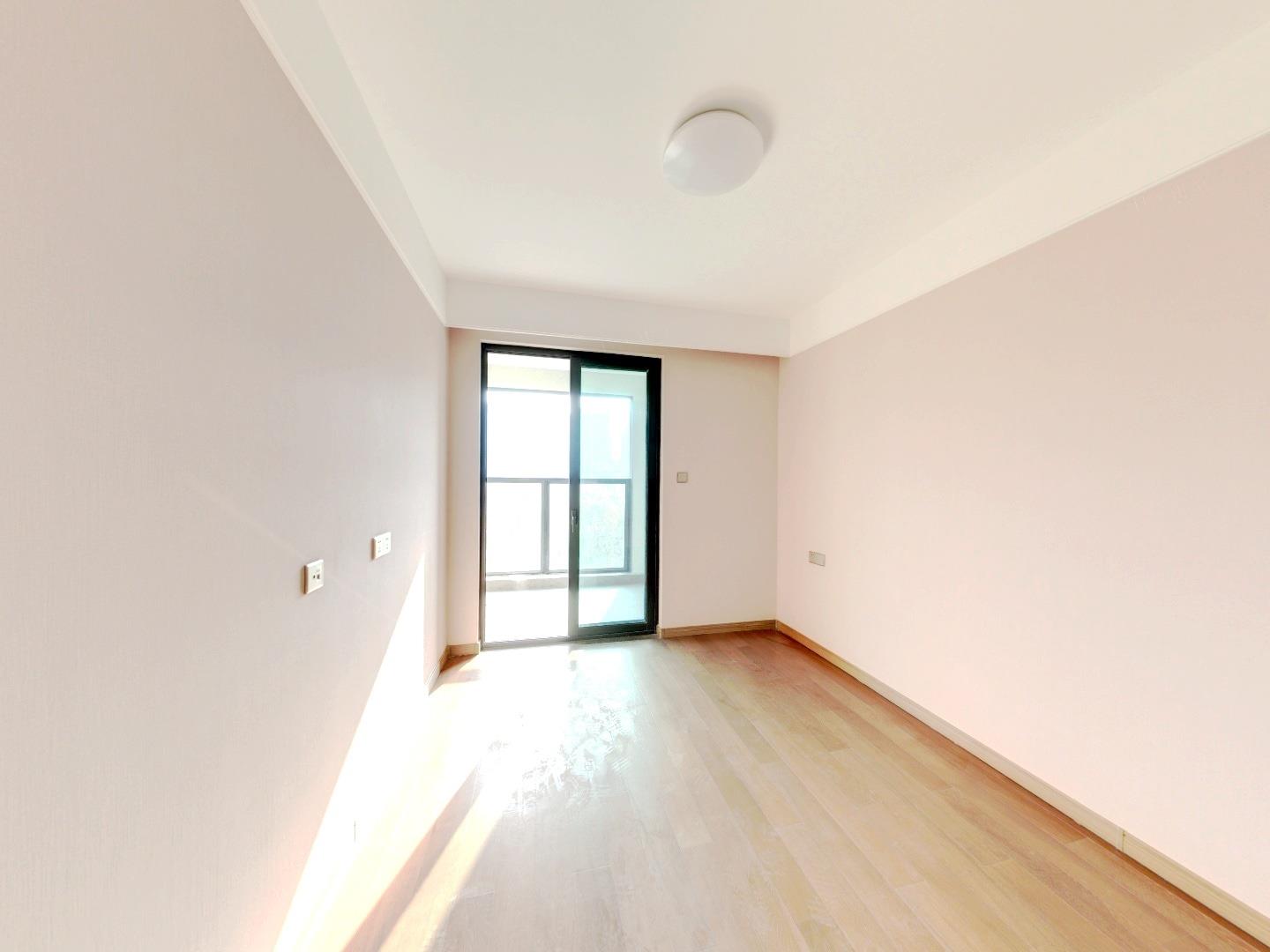 中海翠湖溪岸 3室2厅2卫 128m&sup2;