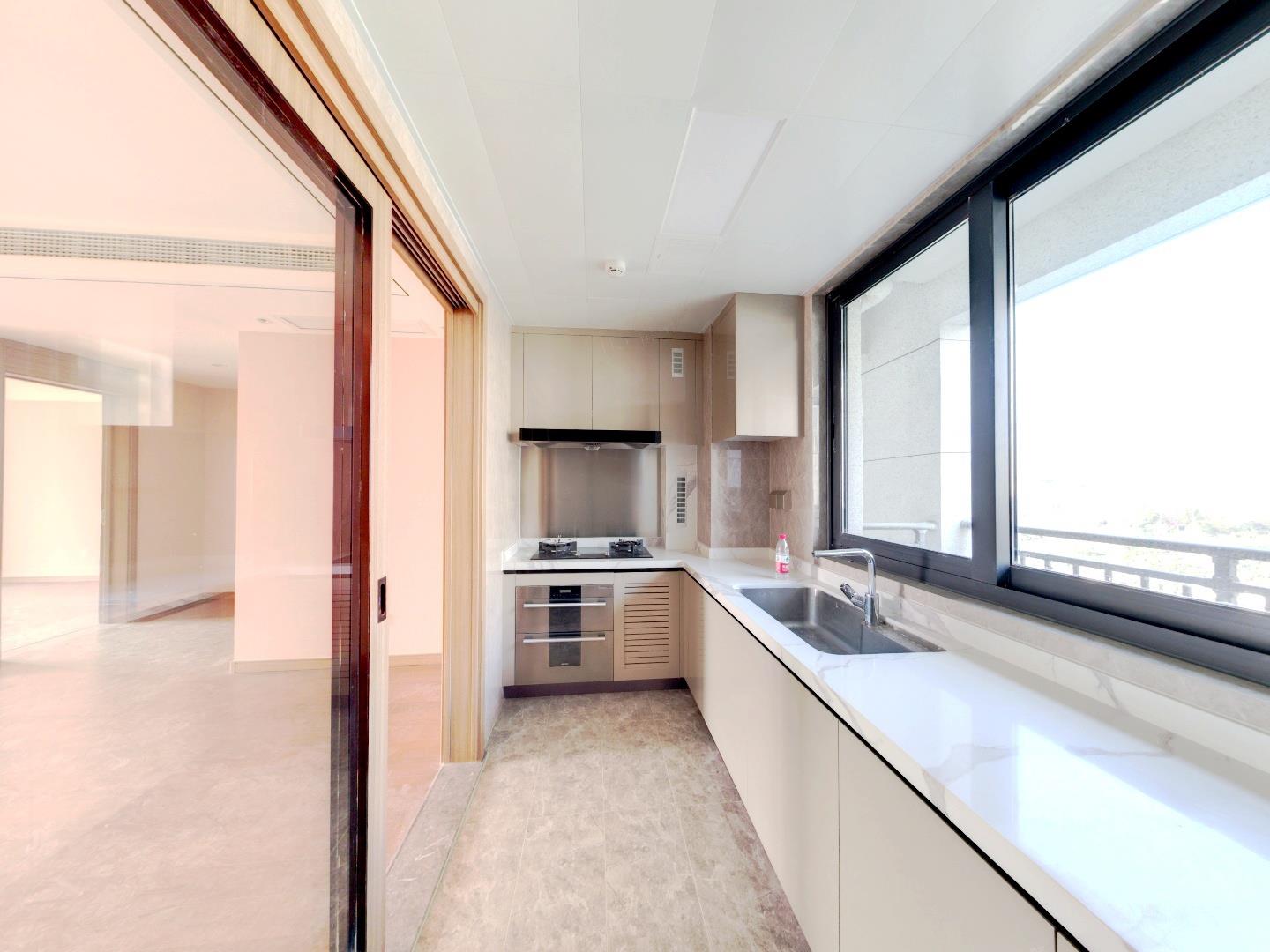 中海翠湖溪岸 3室2厅2卫 128m&sup2;