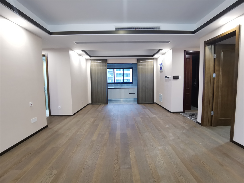 远创东樾 4室2厅3卫 154m&sup2;