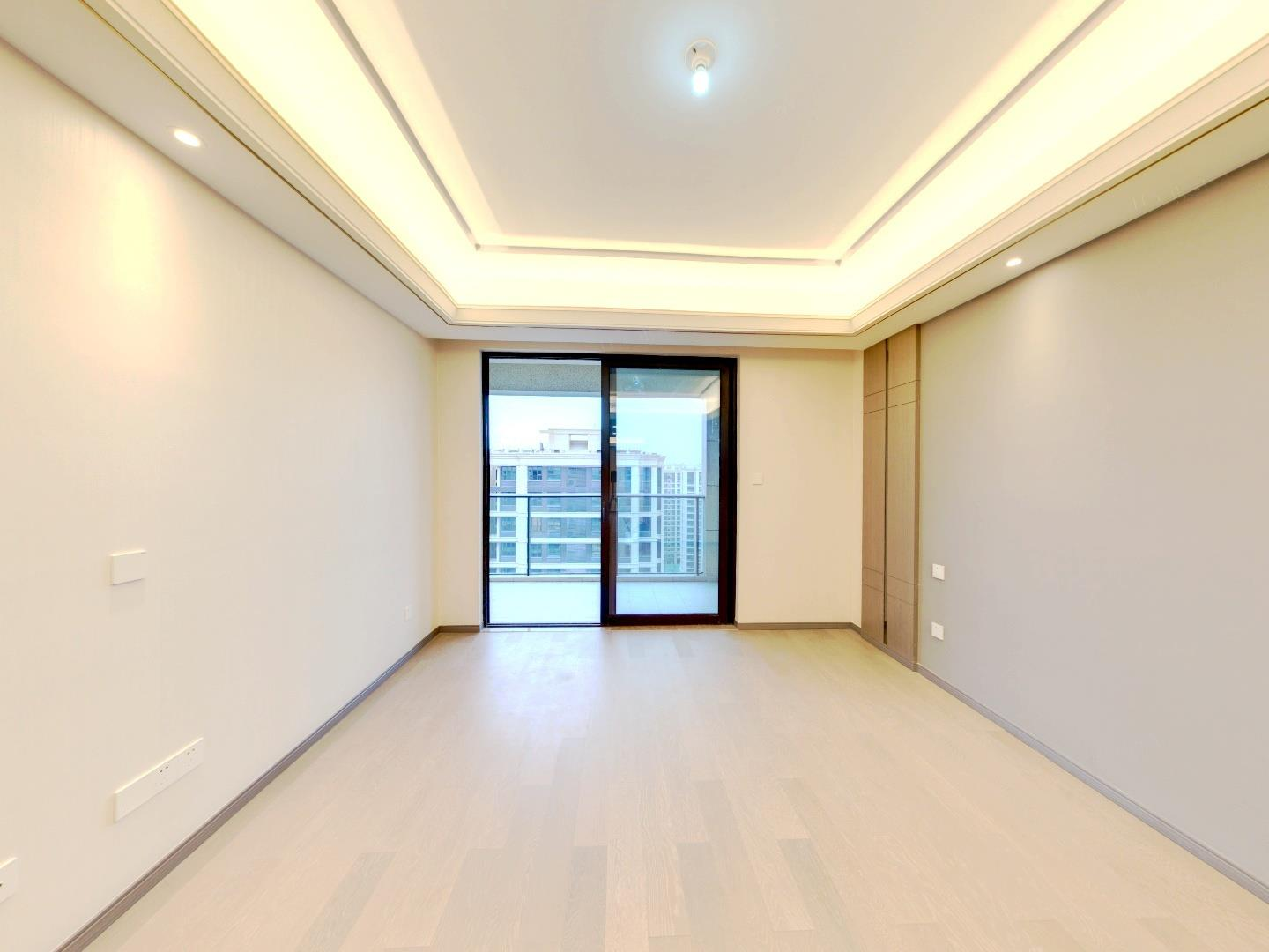绿城·诚园 3室2厅2卫 128m²