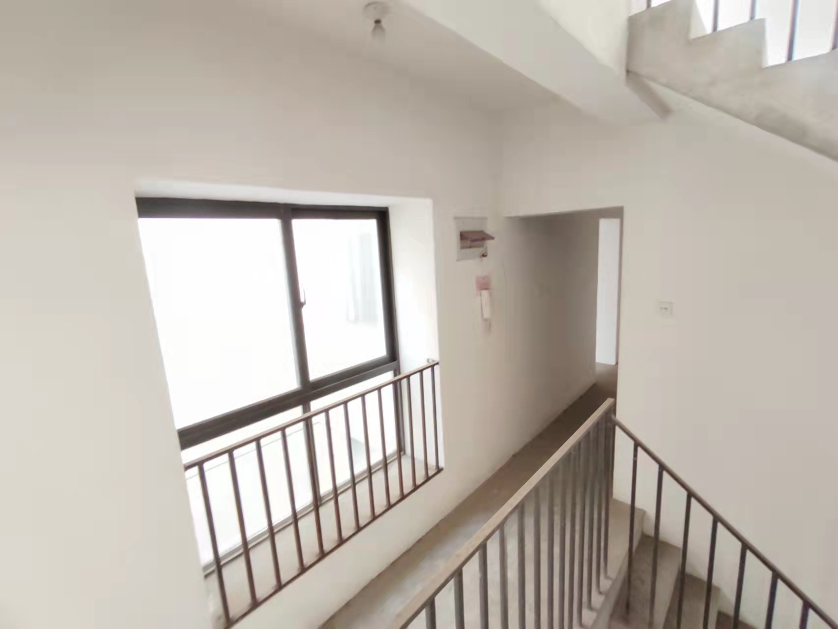 英伦上院 5室4厅2卫 295m&sup2;