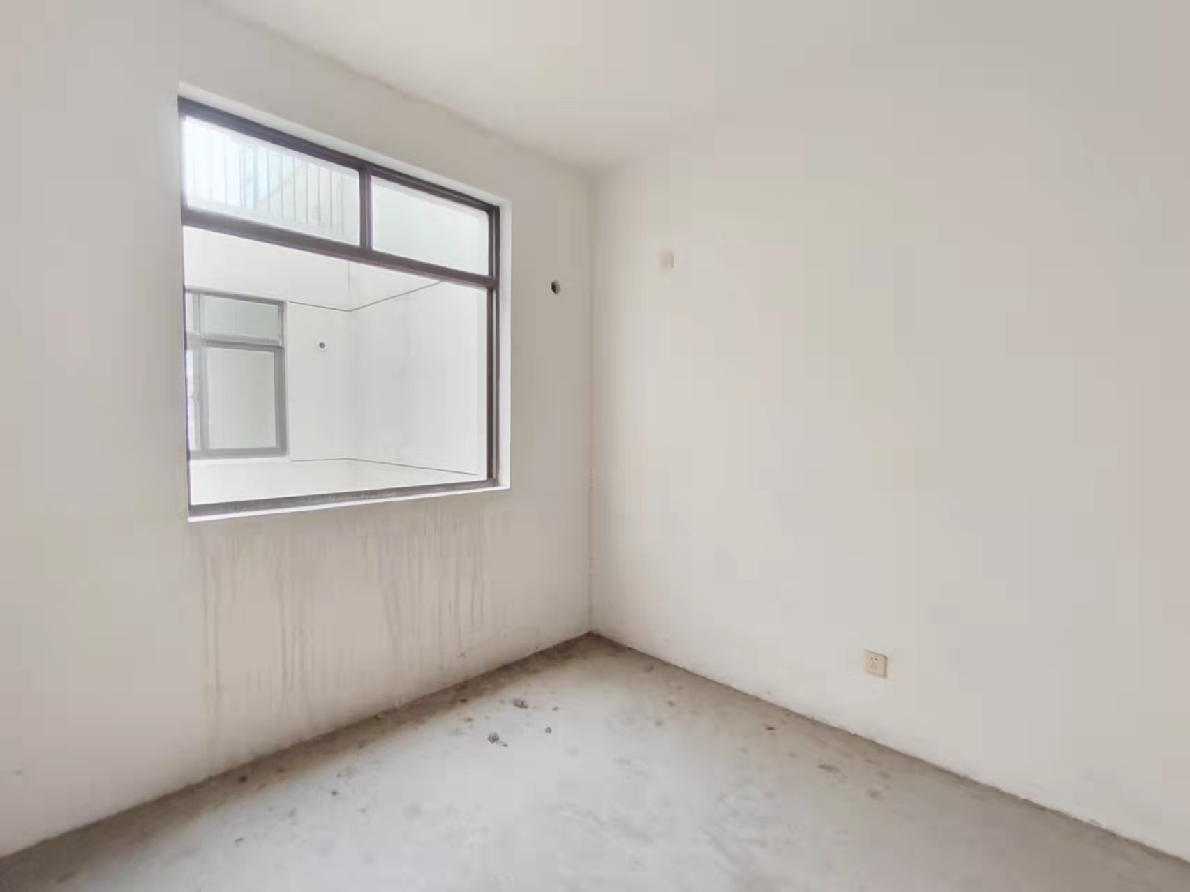 英伦上院 5室4厅2卫 295m&sup2;