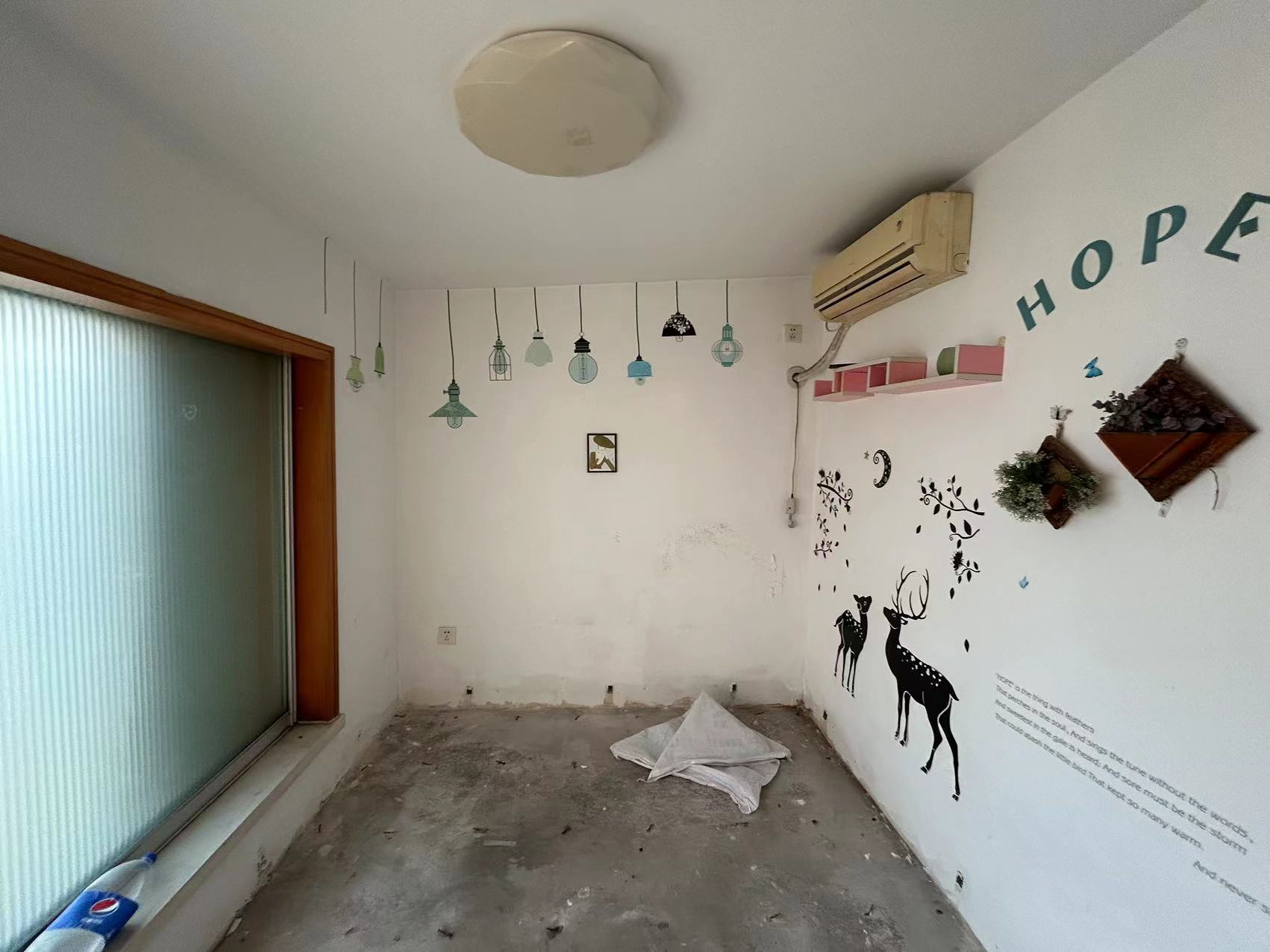 紫阳新城 3室2厅2卫 90m&sup2;