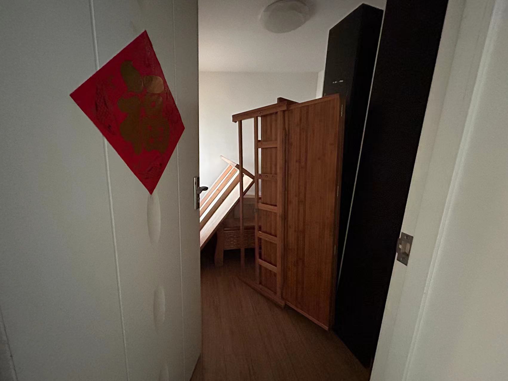 紫阳新城 3室2厅2卫 90m&sup2;