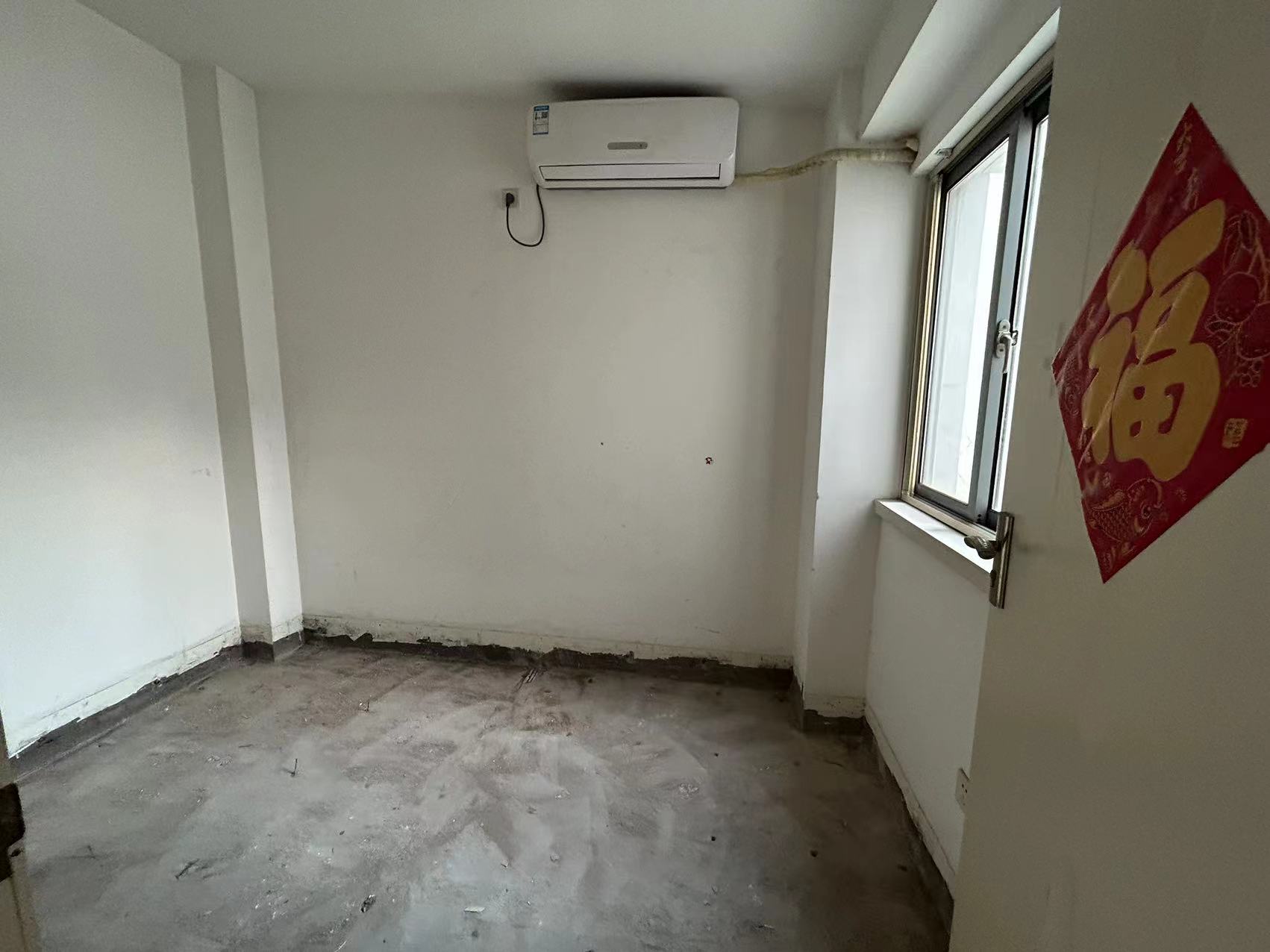 紫阳新城 3室2厅2卫 90m&sup2;