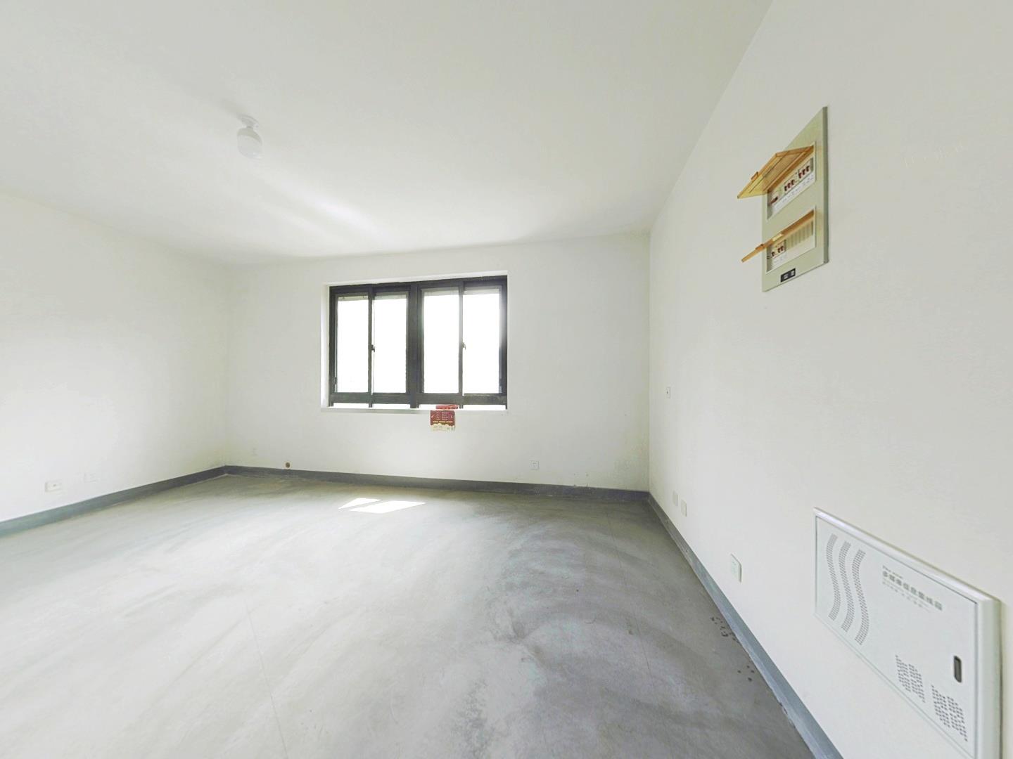 世伦佳苑 2室2厅1卫 95m&sup2;