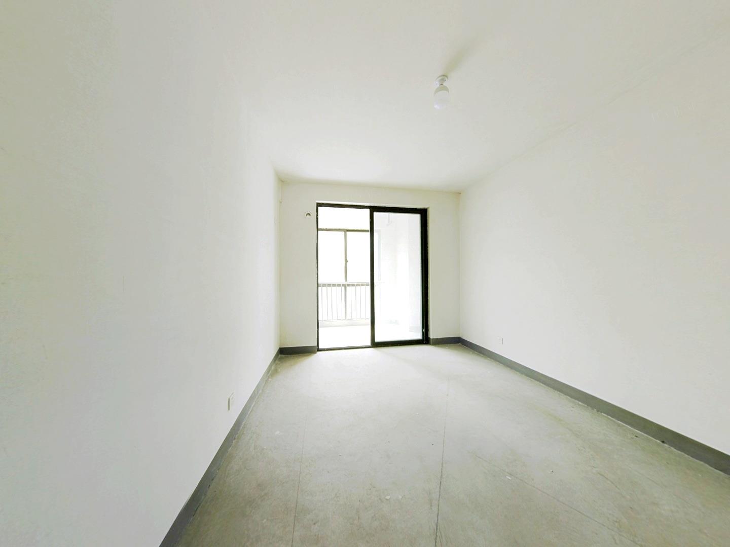 世伦佳苑 2室2厅1卫 95m&sup2;