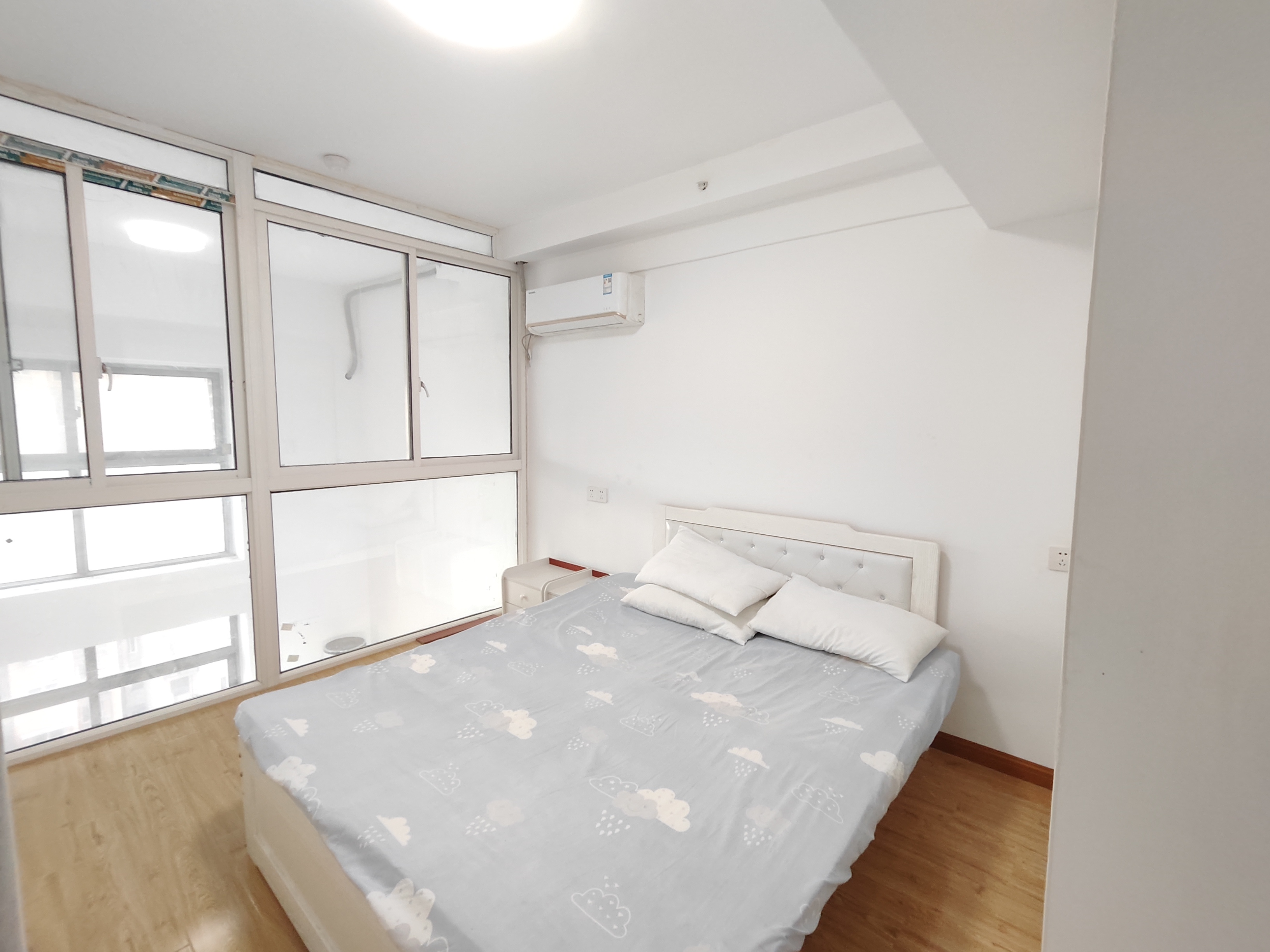 赛格时代广场 1室1厅1卫 60.00m&sup2;