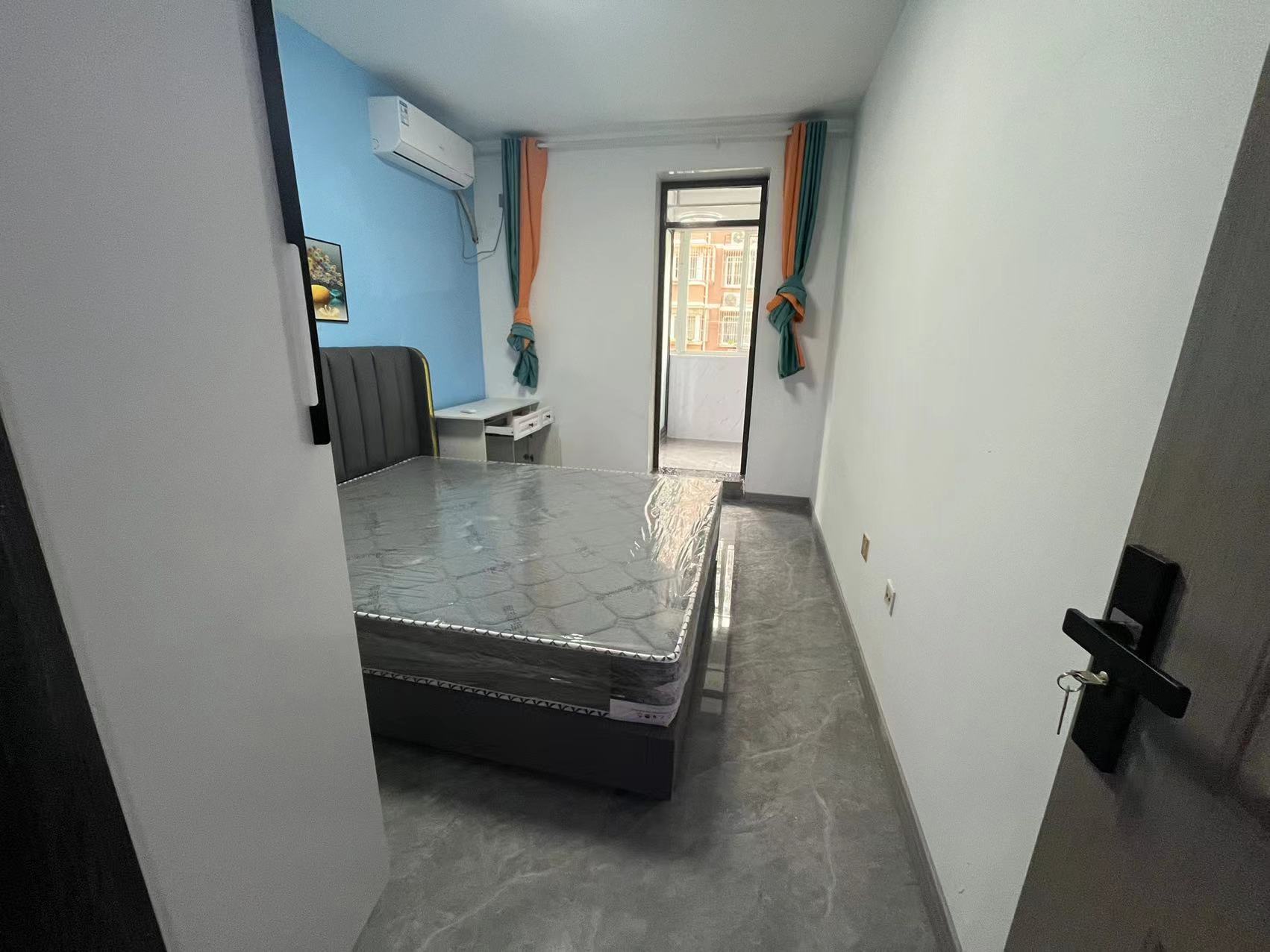 五山新苑 4室2厅4卫 120.00m&sup2;
