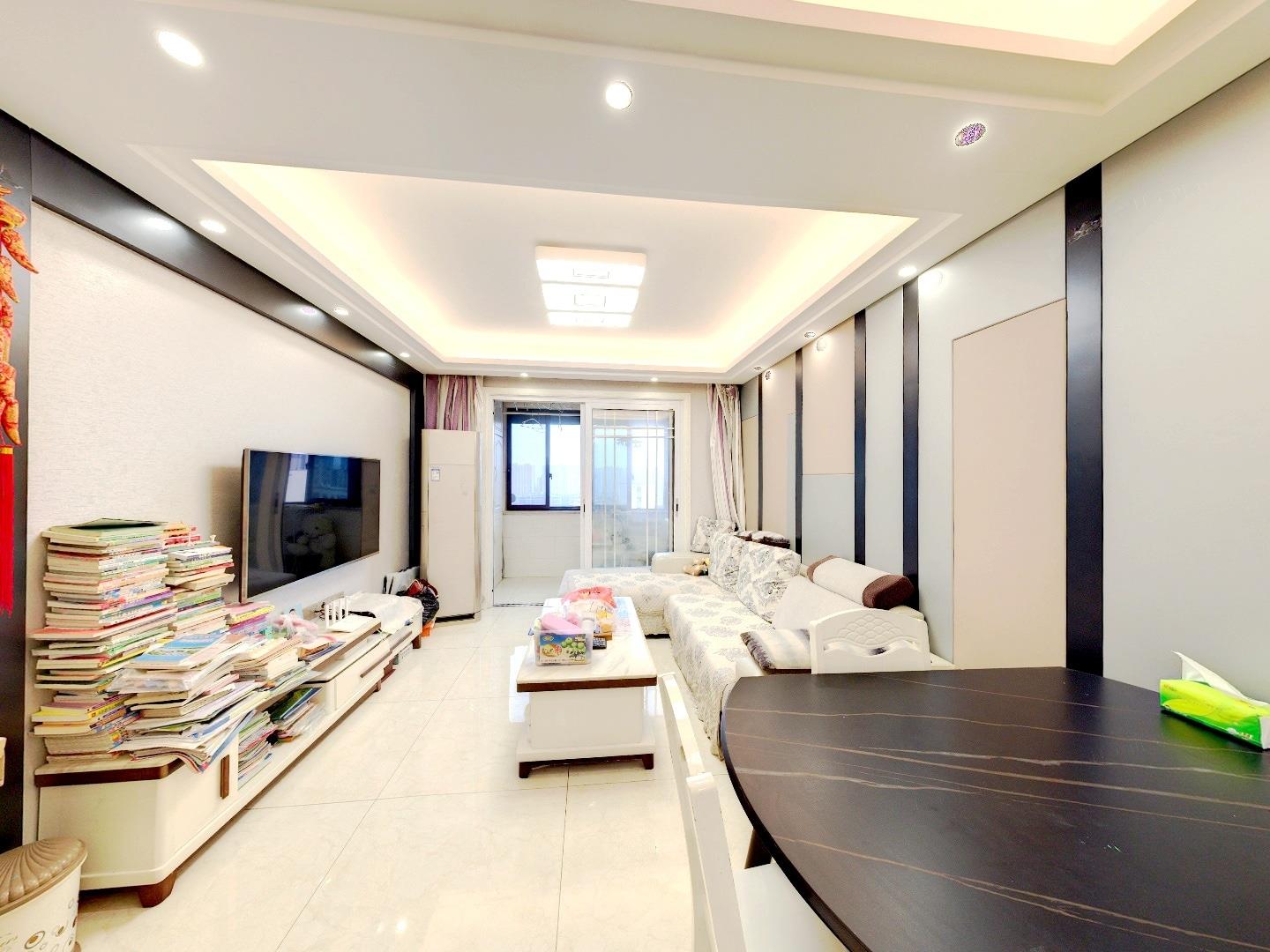 御景澜庭 3室2厅1卫 94m&sup2;