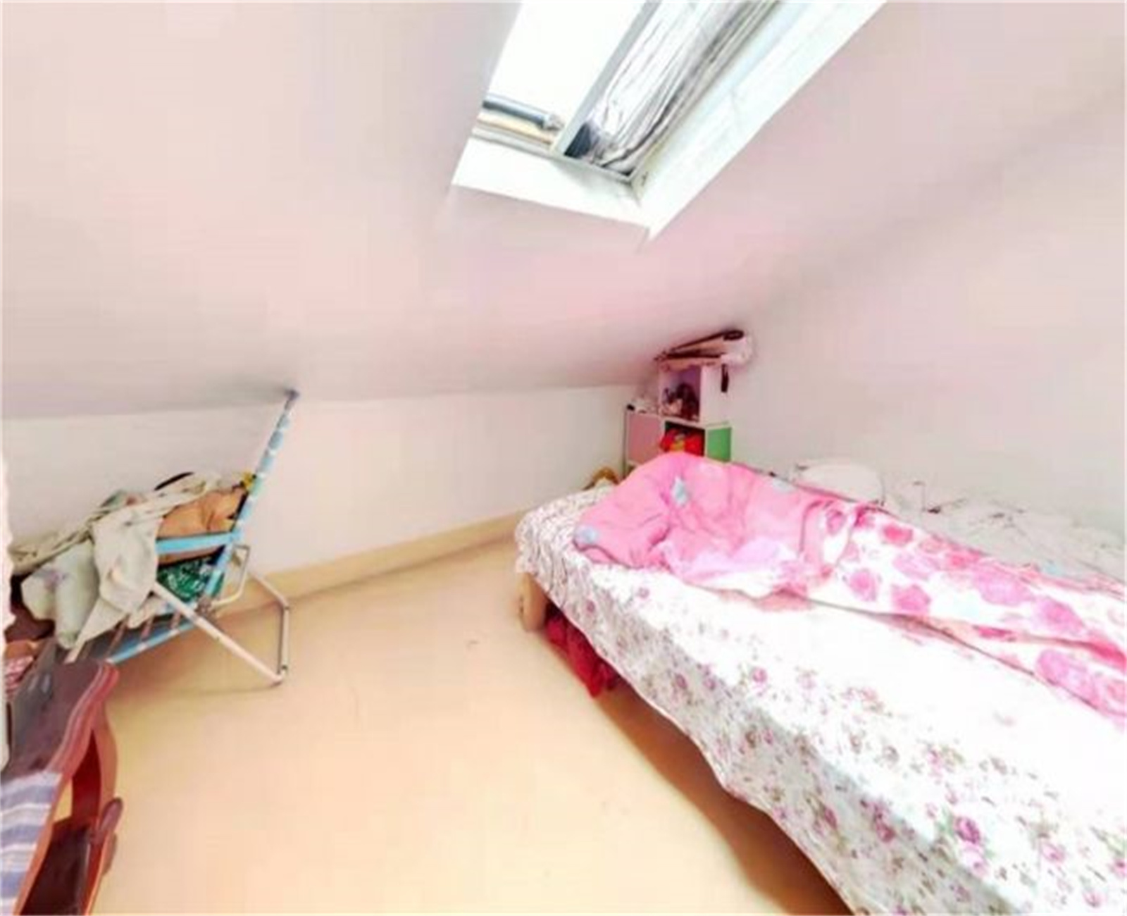 滨河东城 5室3厅3卫 188m&sup2;