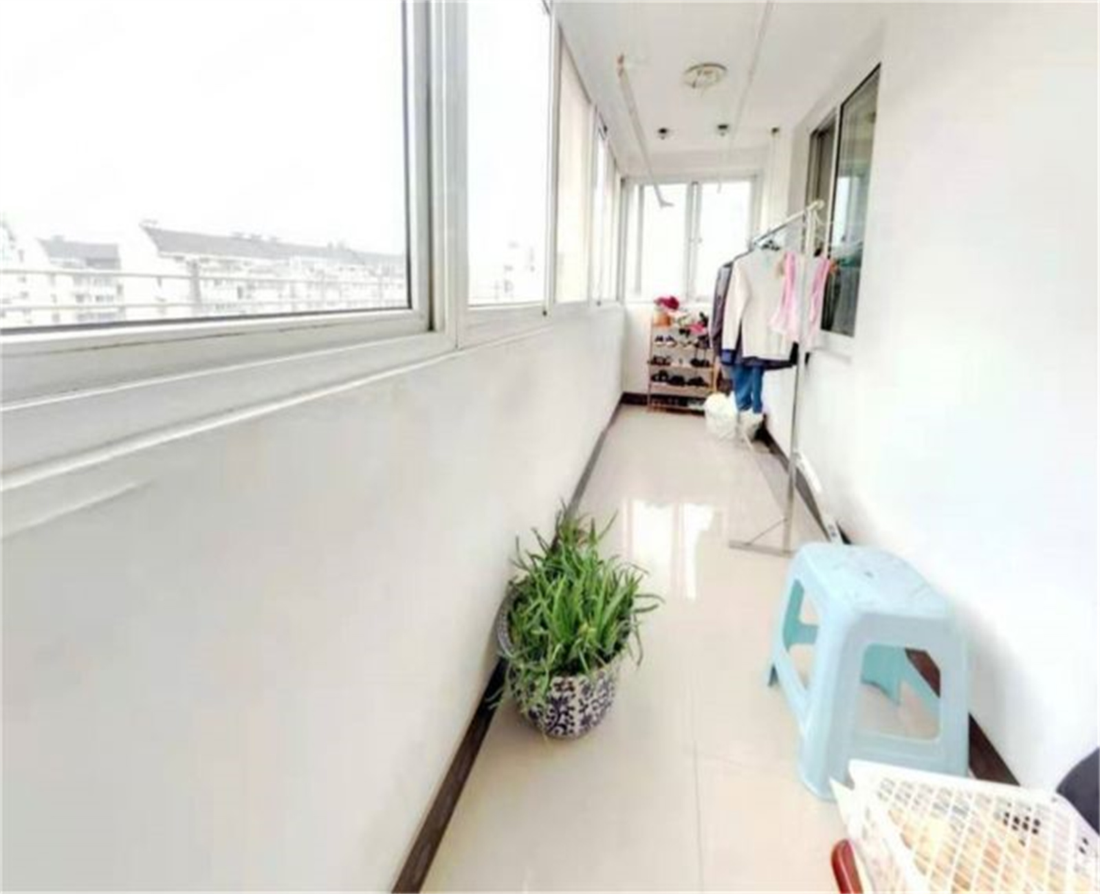 滨河东城 5室3厅3卫 188m&sup2;