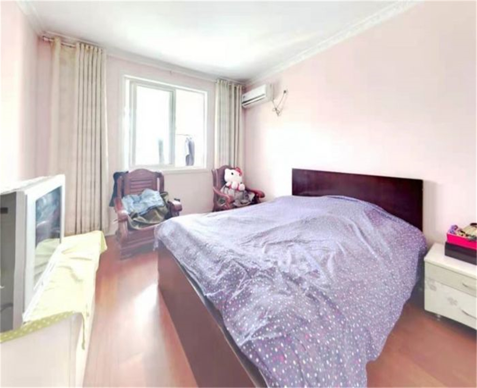 滨河东城 5室3厅3卫 188m&sup2;