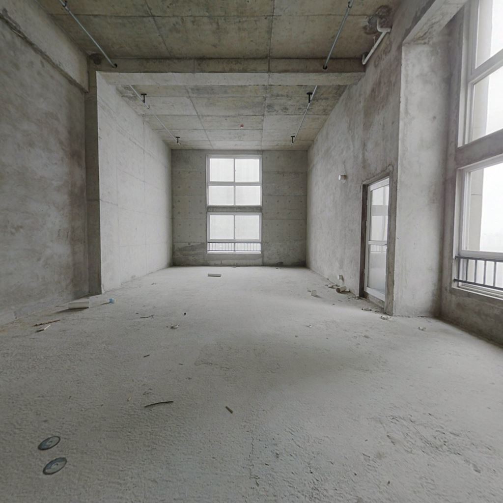 纽约时代 3室2厅2卫 101.24m²