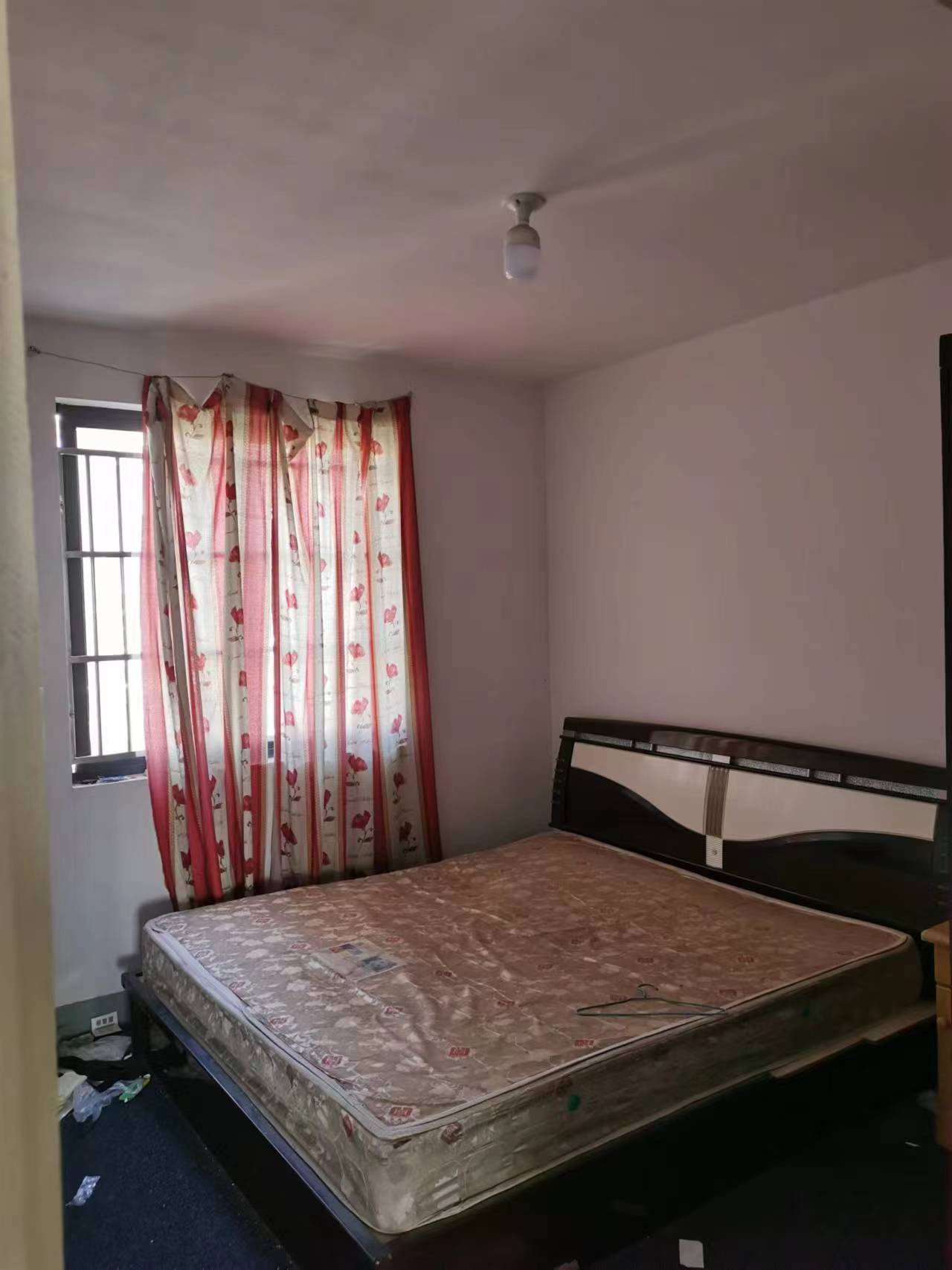 江景苑小区 3室2厅1卫 134m&sup2;