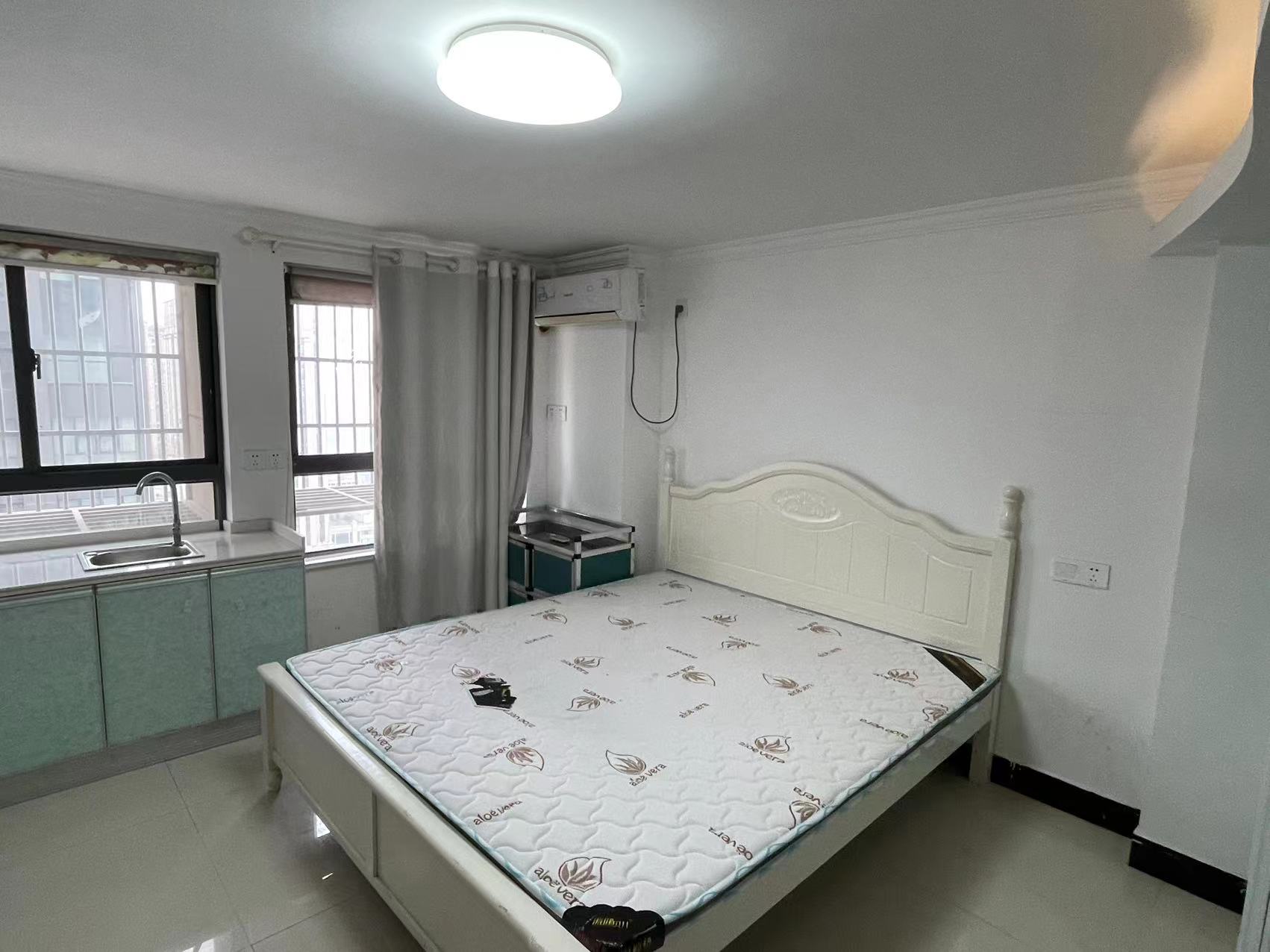 金贸公寓 1室1厅1卫 38m&sup2;