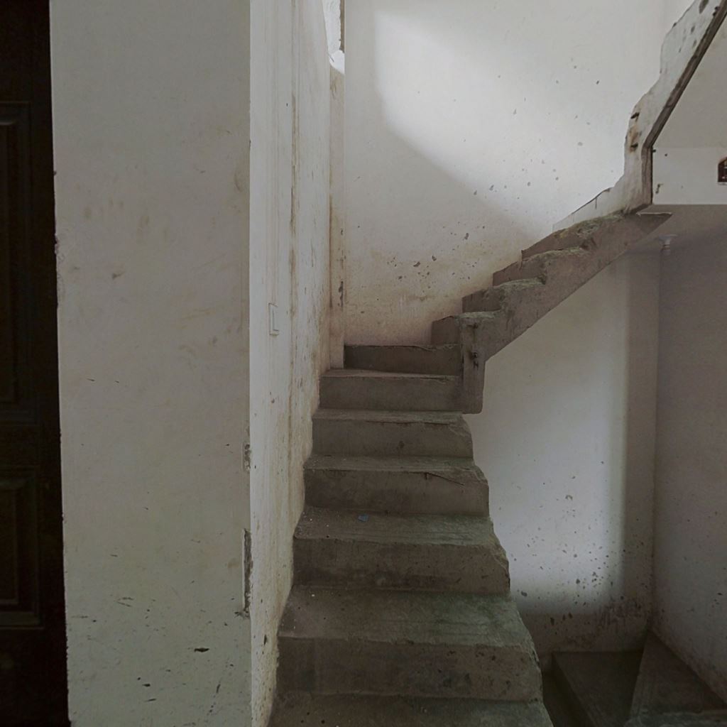 盛和九里香堤二期 5室2厅3卫 168.00m&sup2;