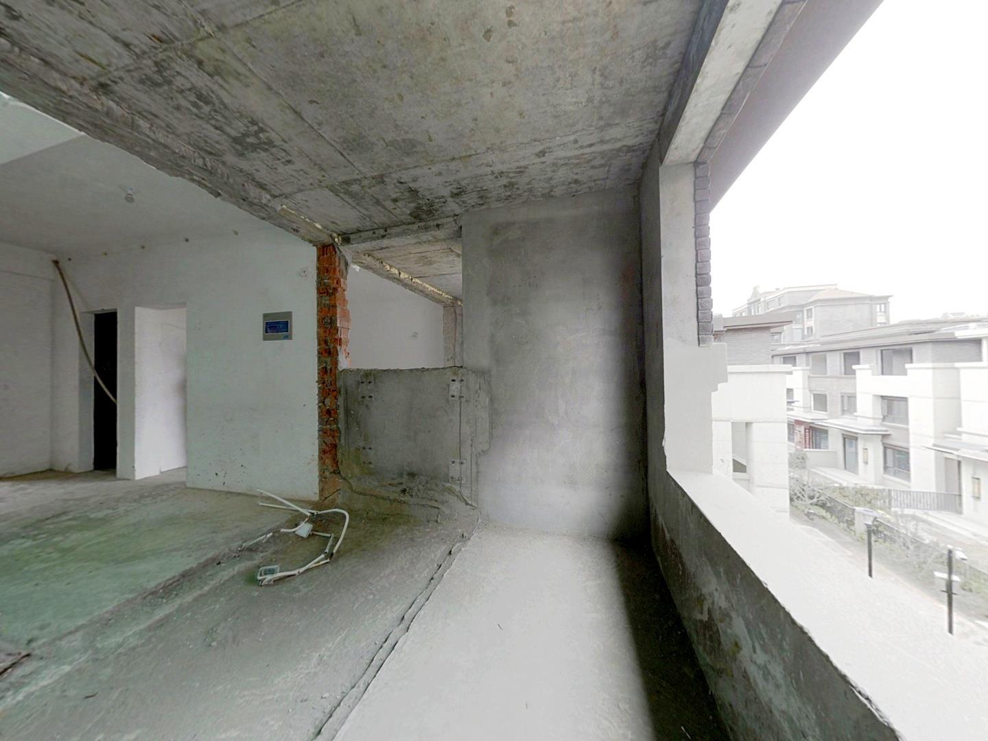 盛和九里香堤二期 5室2厅3卫 168.00m&sup2;