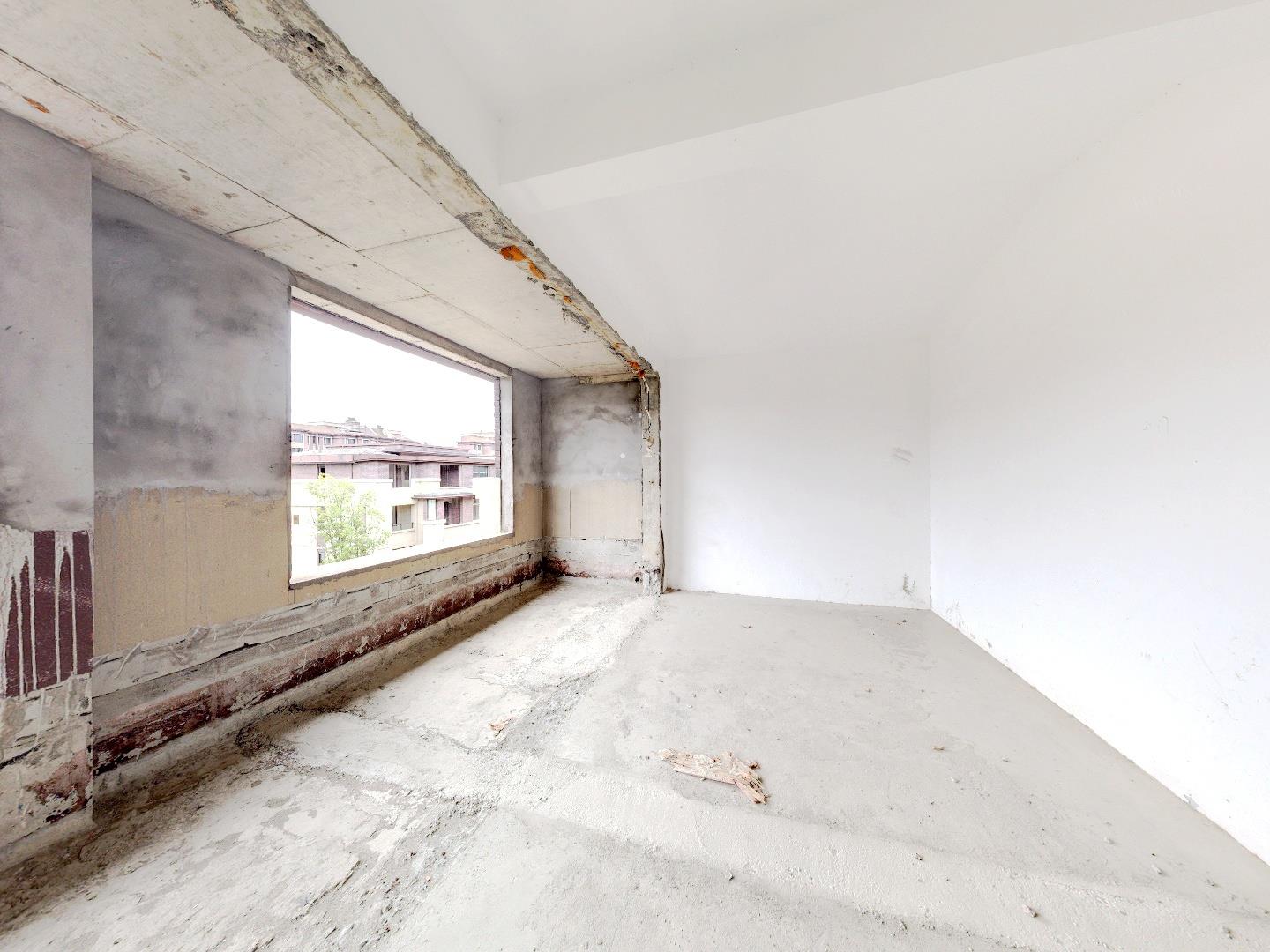 盛和九里香堤二期 5室2厅3卫 250.29m&sup2;