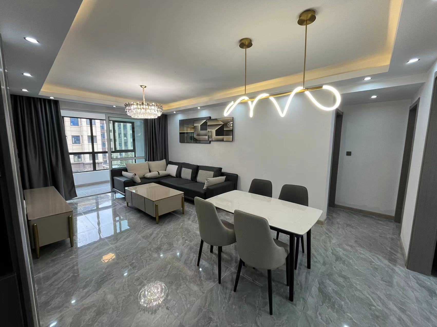 山芝庄新苑 3室2厅1卫 119.00m&sup2;