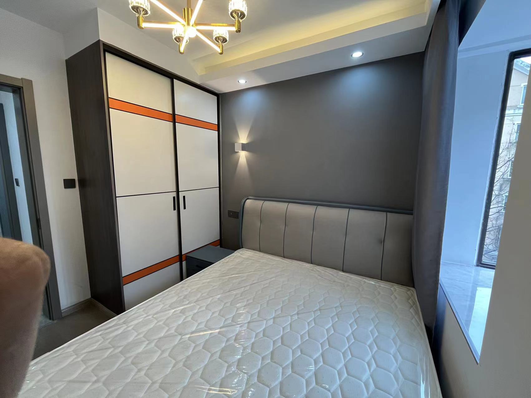 山芝庄新苑 3室2厅1卫 119.00m&sup2;