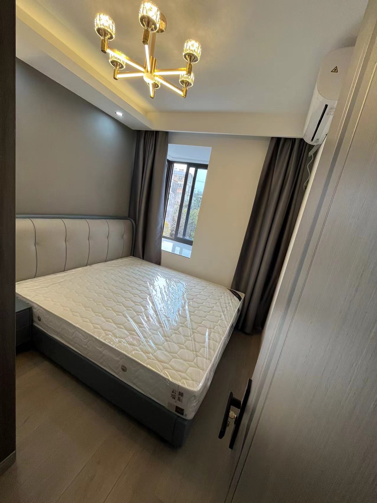 山芝庄新苑 3室2厅1卫 119.00m&sup2;