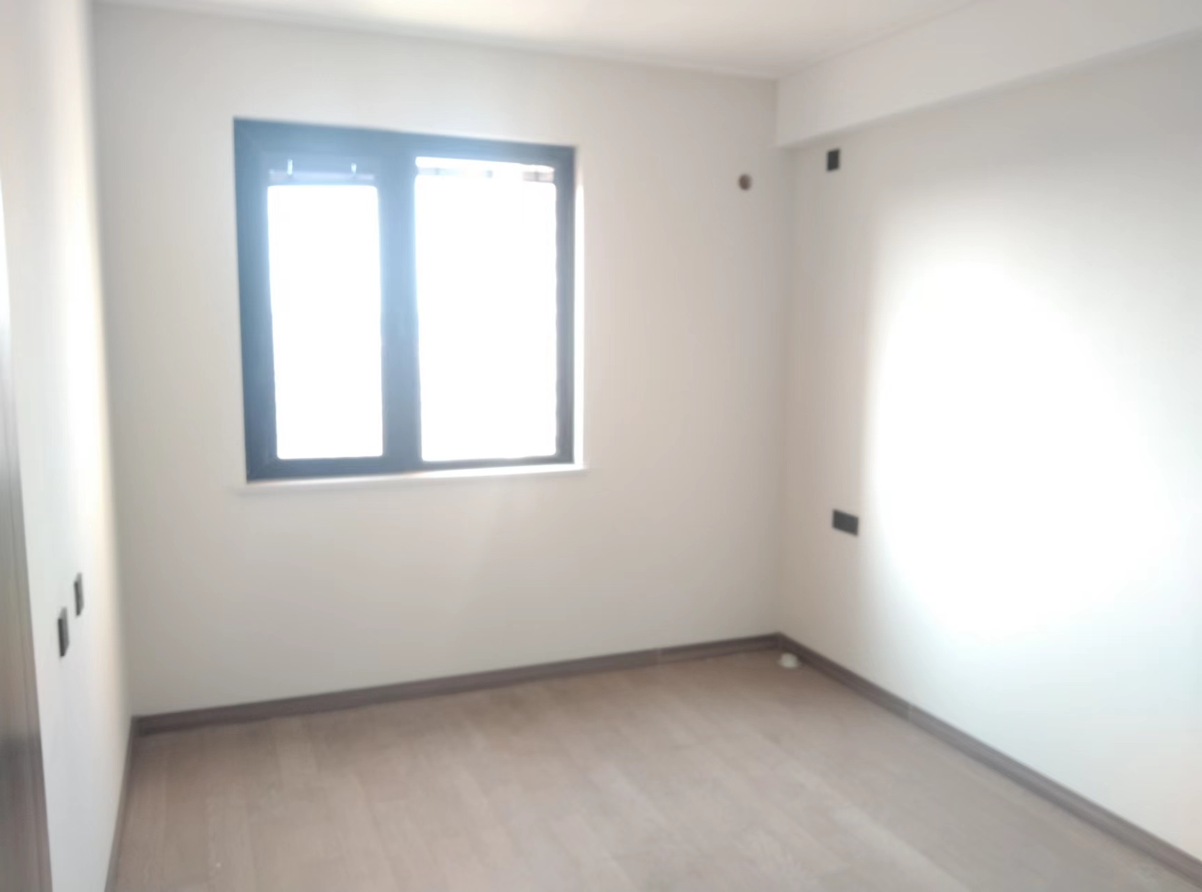 万科有湖（翡翠心湖） 3室2厅2卫 148.30m&sup2;