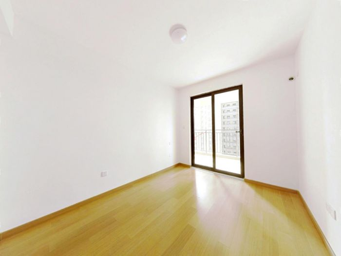 绿地新里城 3室2厅2卫 115m&sup2;